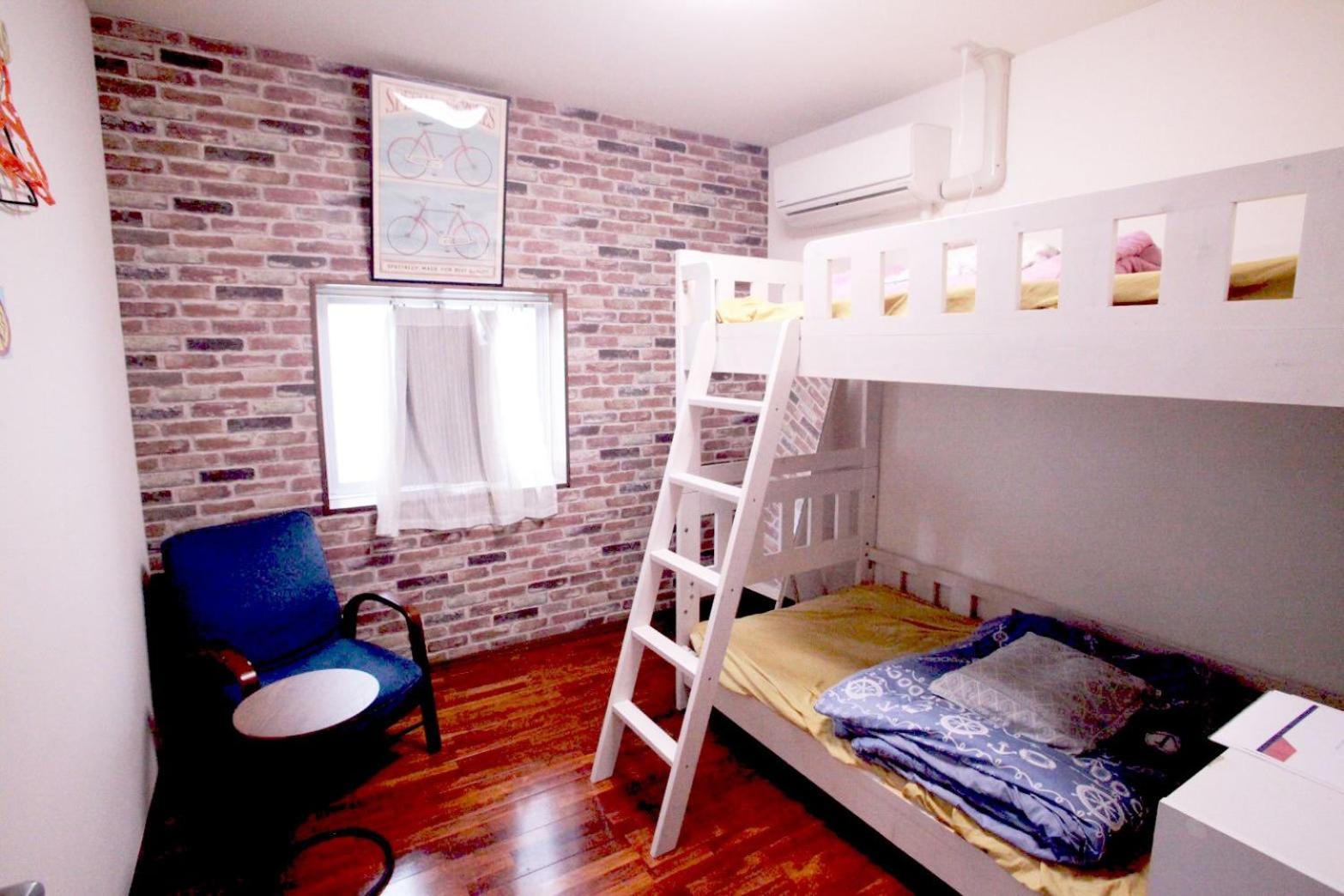 Photo of the whole room