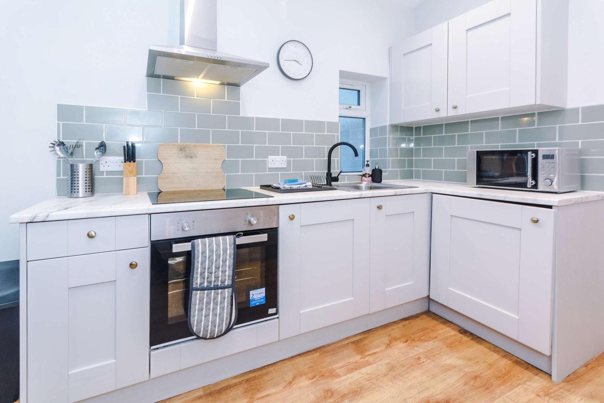 Lincoln House 2 Bedroom Buxton by Assured Stays
