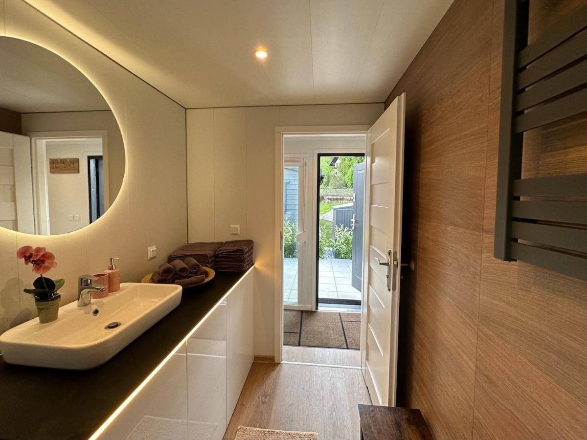 Premium Chalet B, close to the lake, quiet location