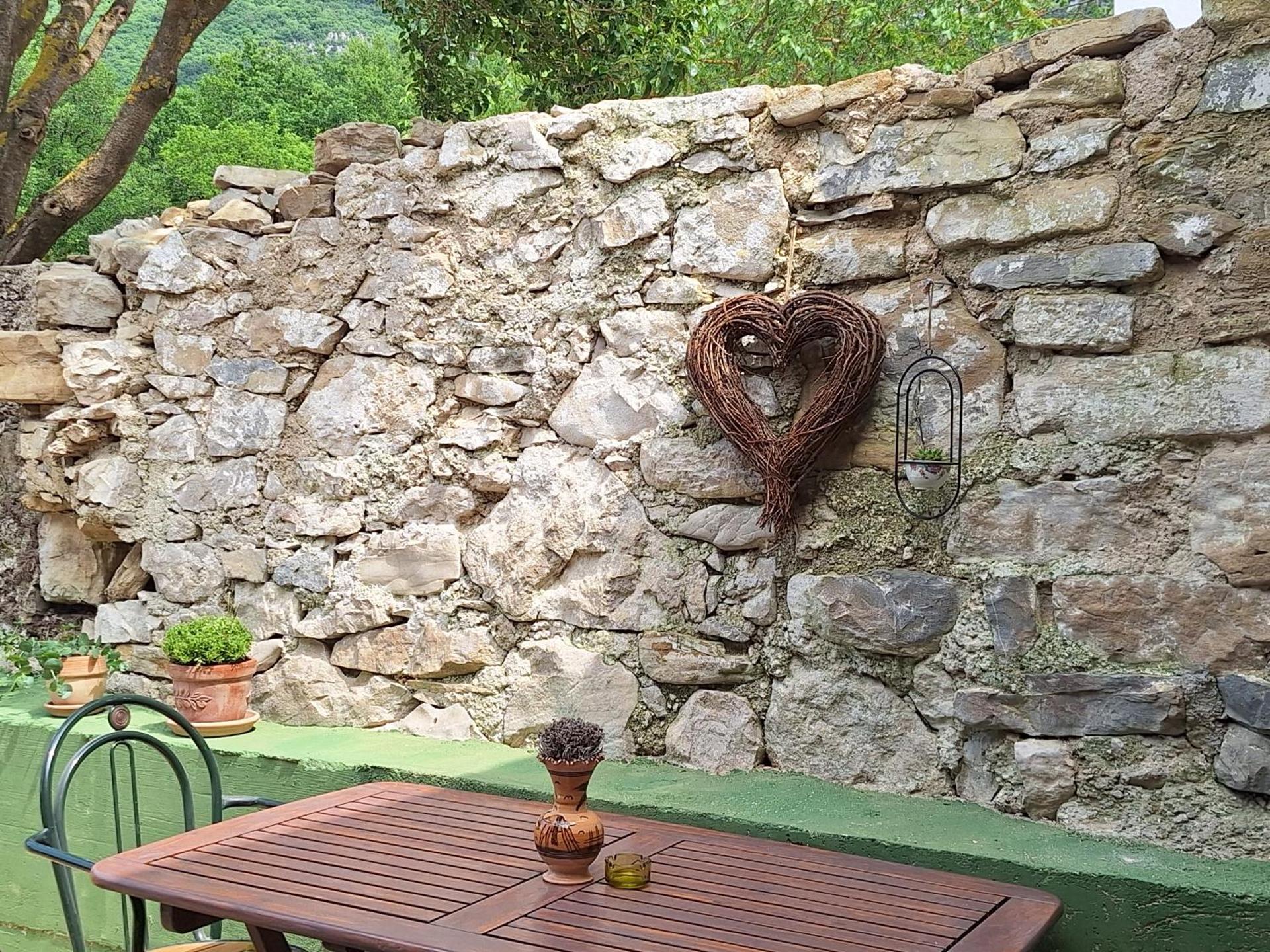 Apartma Under The Drunk Railroad