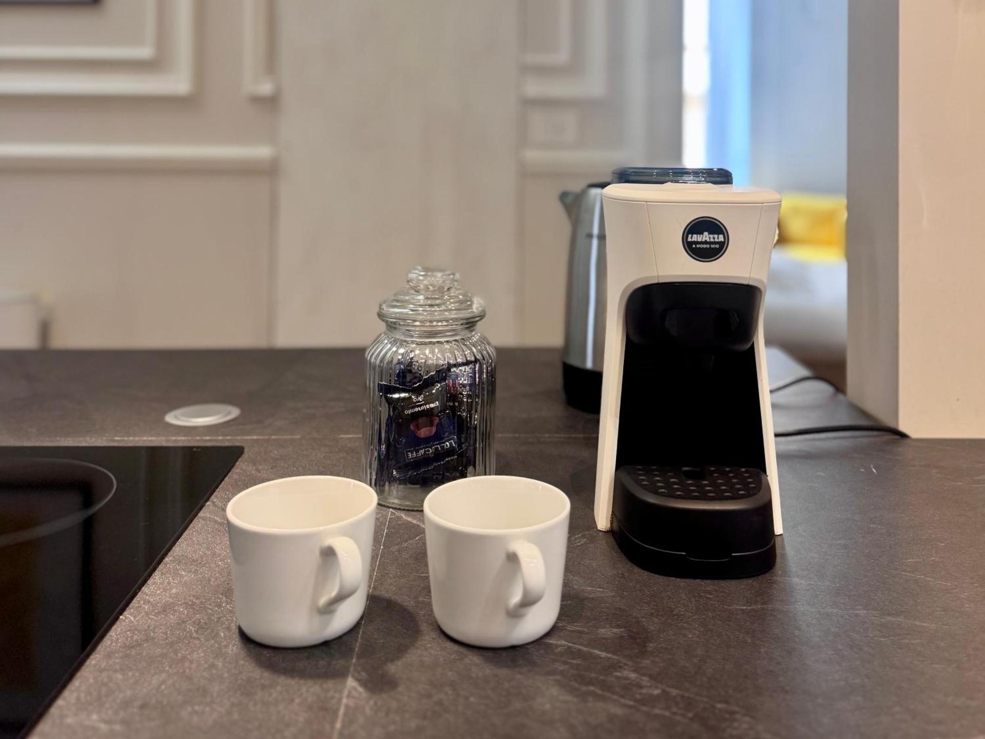 Coffee/tea facilities