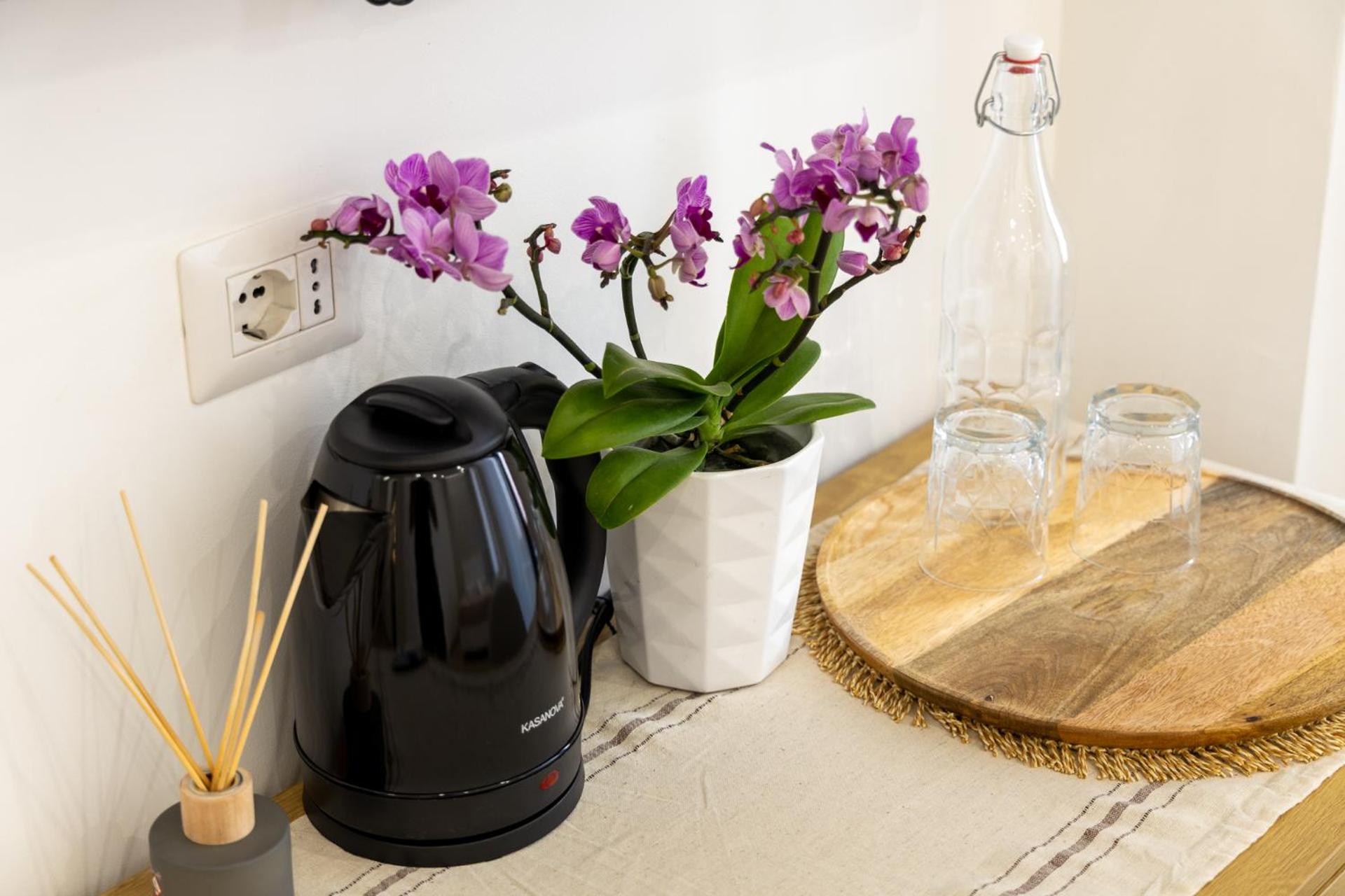 Coffee/tea facilities