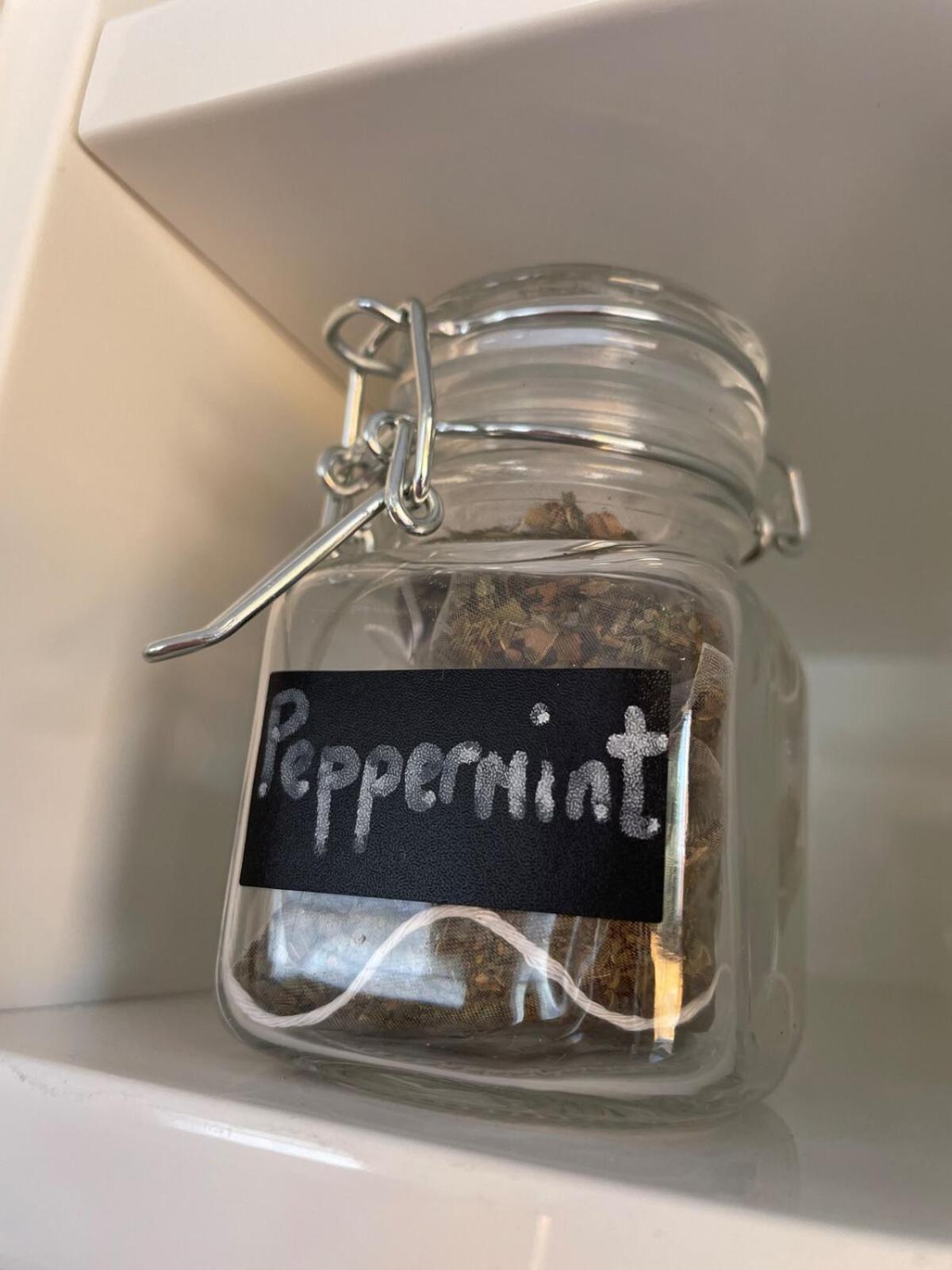 Quiet and Central, Modern Bungalow