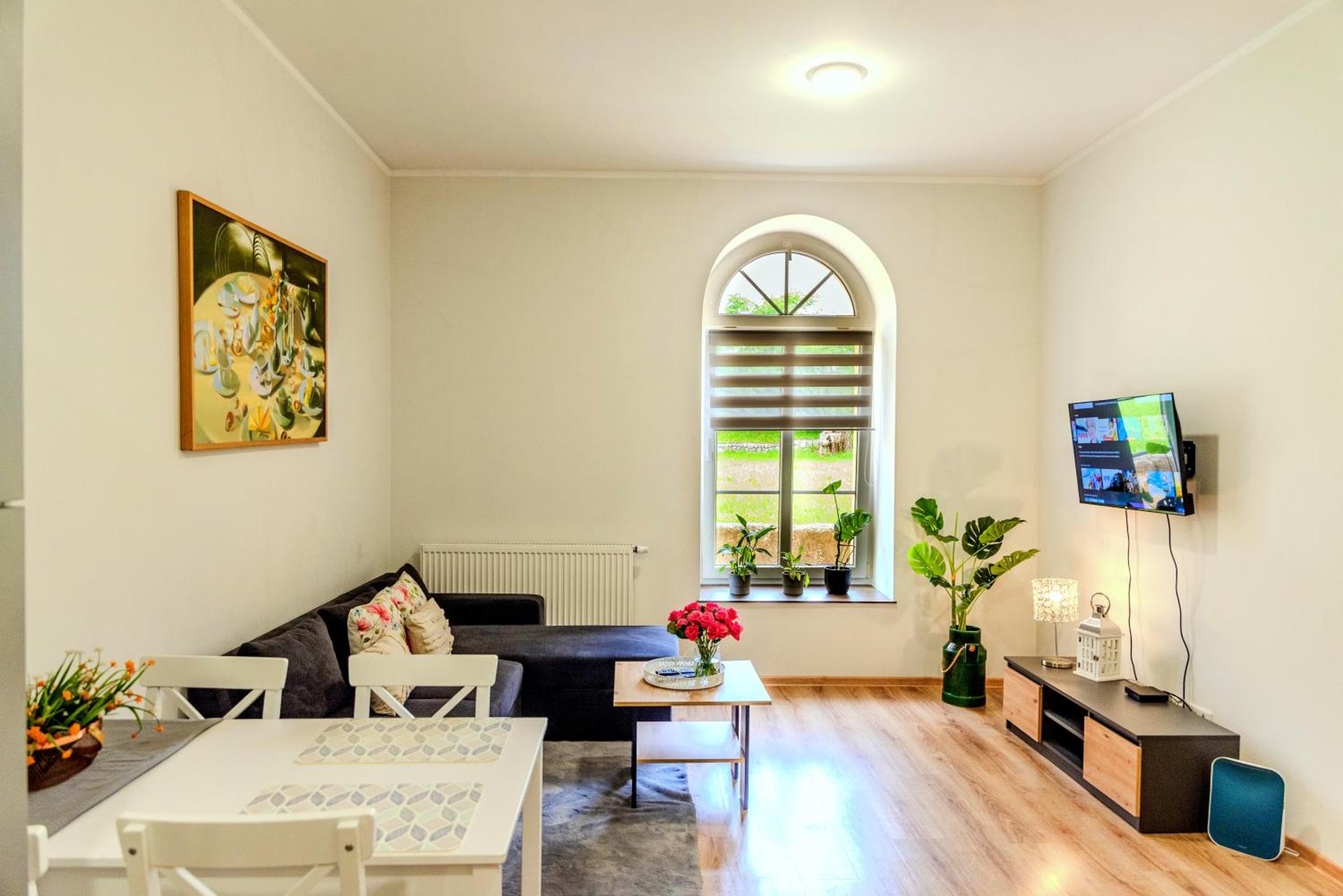 Communal lounge/ TV room