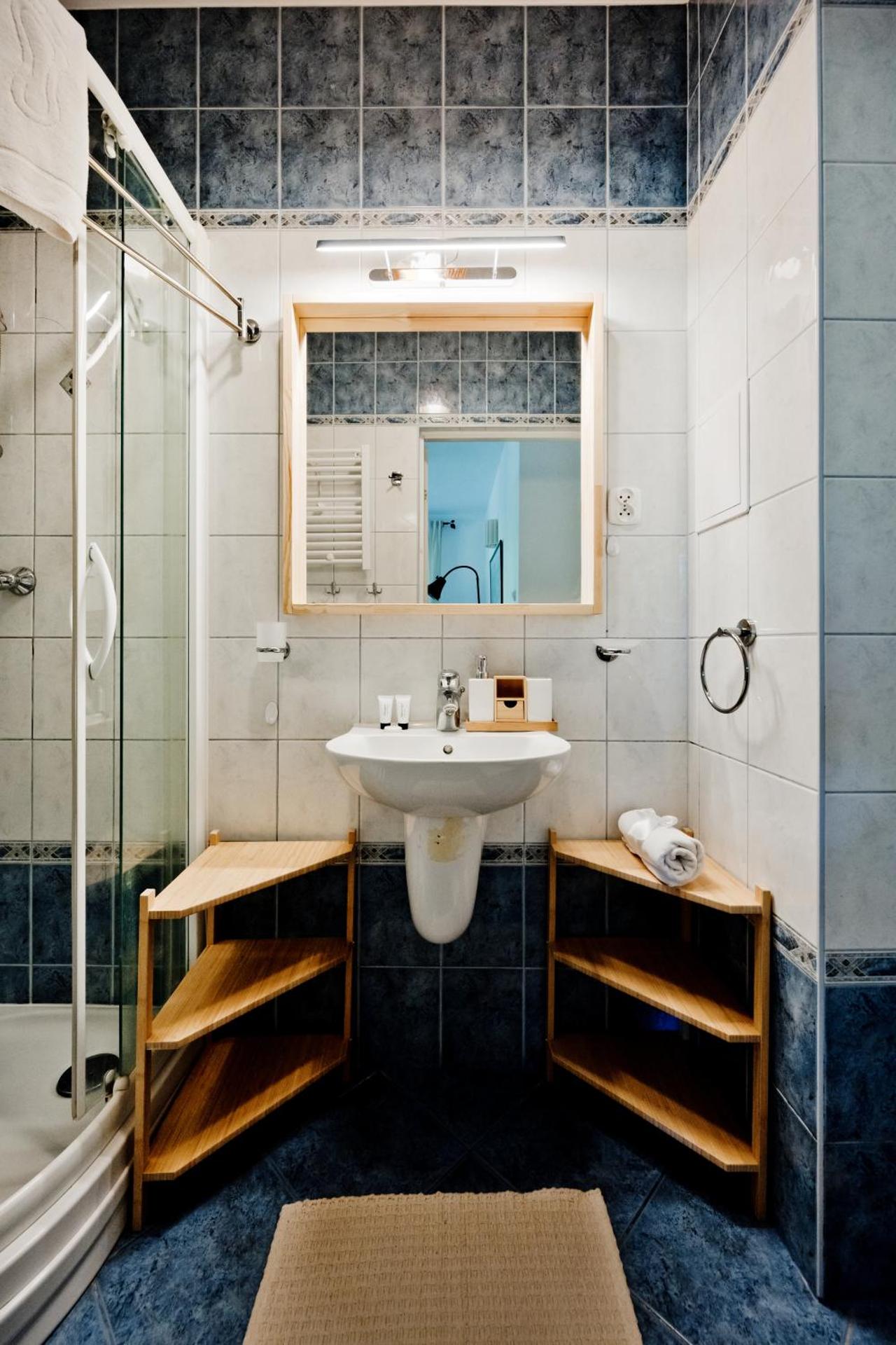 One-Bedroom Apartment with Garden View