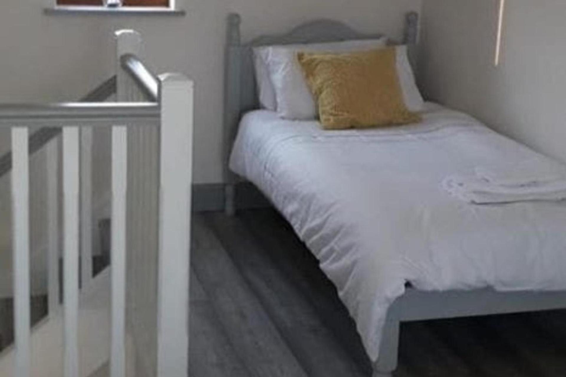 Tory Island 1-Bed Apt Sleeps 4 Parking & SeaView