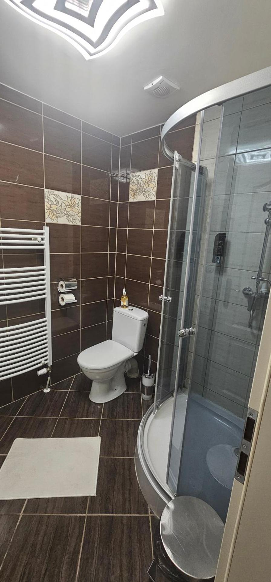 Standard Twin Room with Mountain View