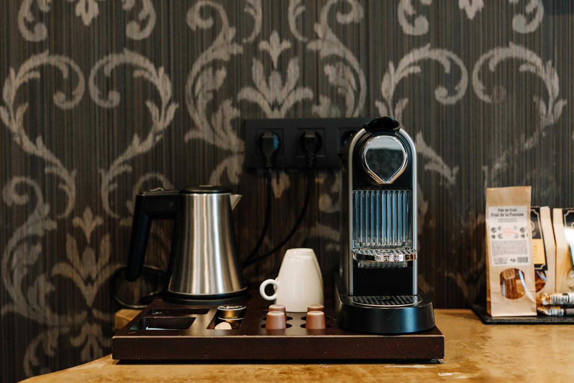 Coffee/tea facilities