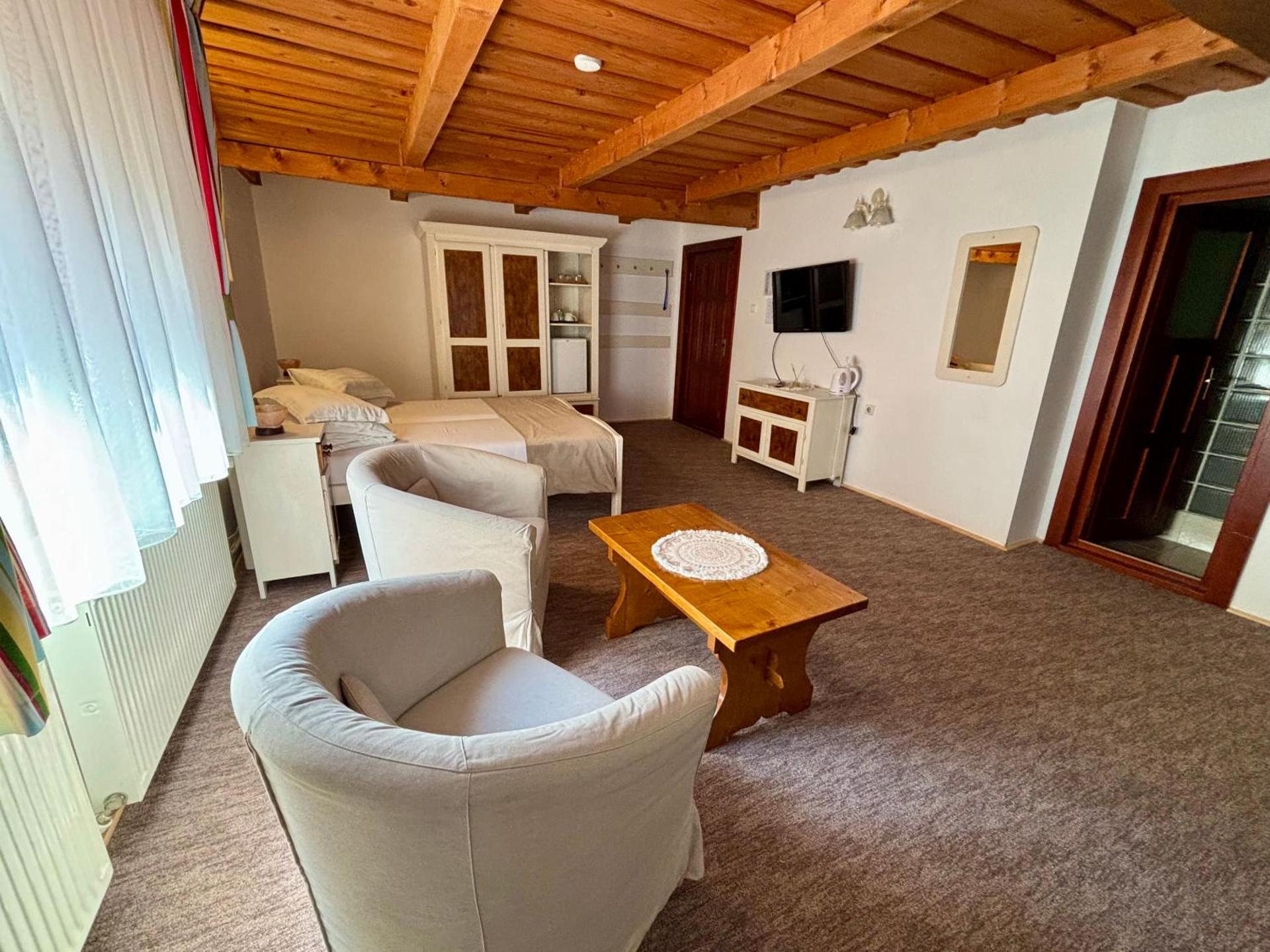 Triple Room with Bathroom