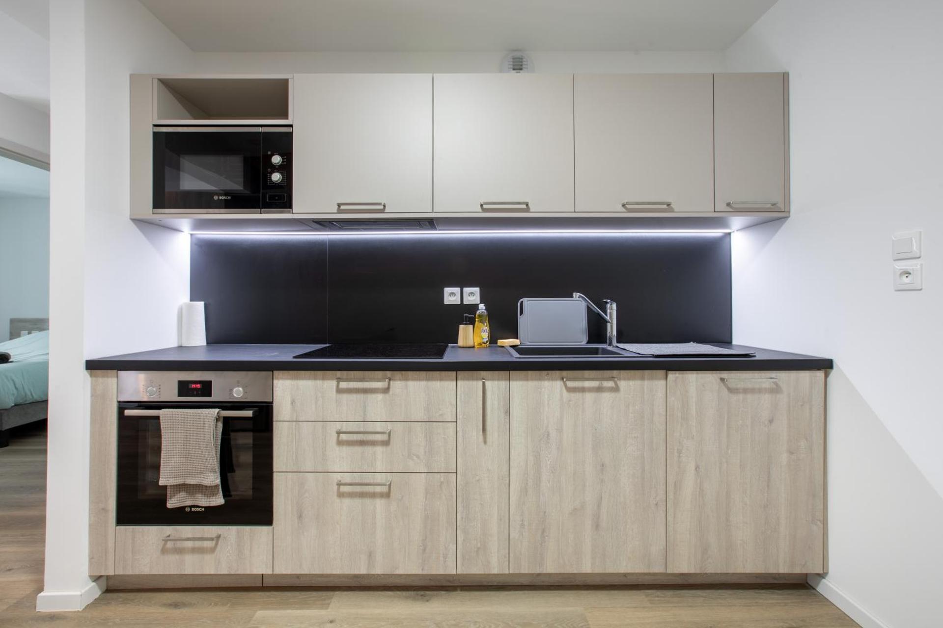 Kitchen or kitchenette