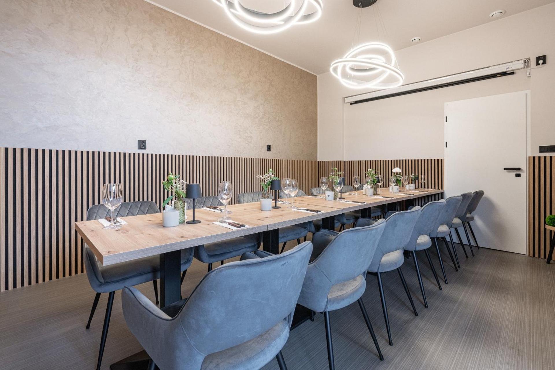 RESTAURACE A PENZION U DOUBKŮ