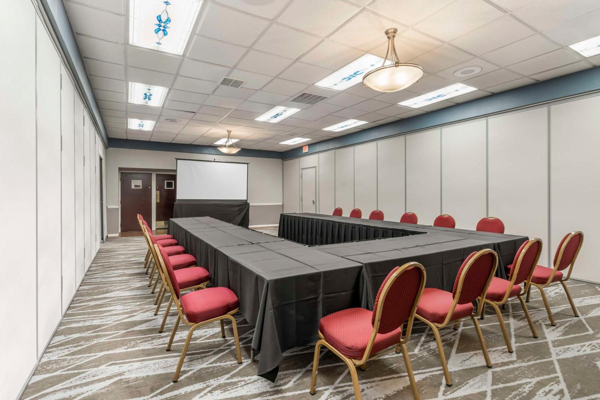 Meeting/conference room