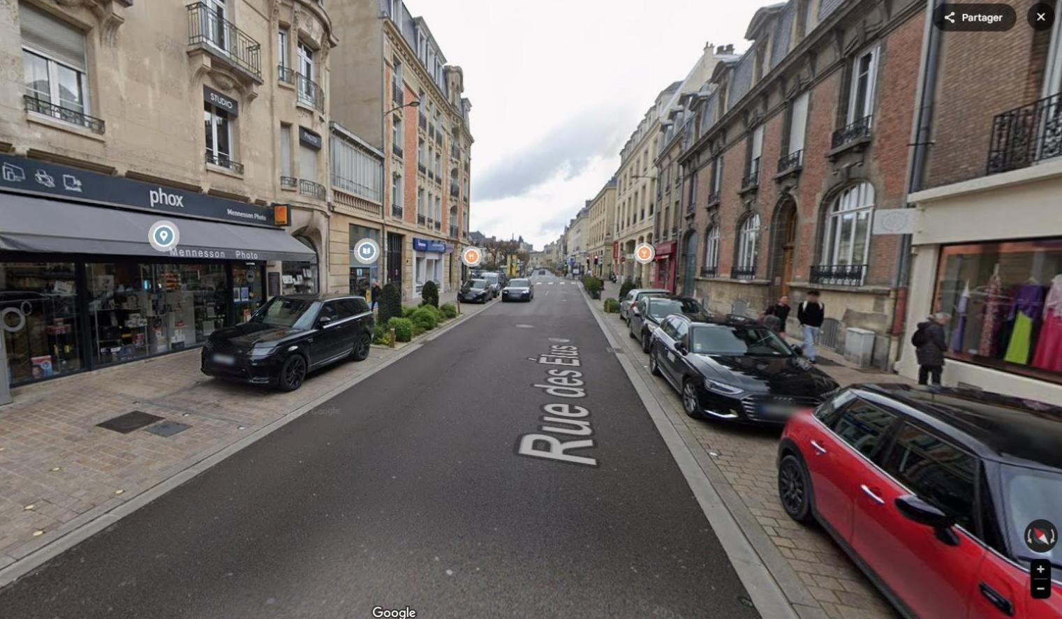 Studio hyper centre secteur Cathedrale - Forum- Erlon