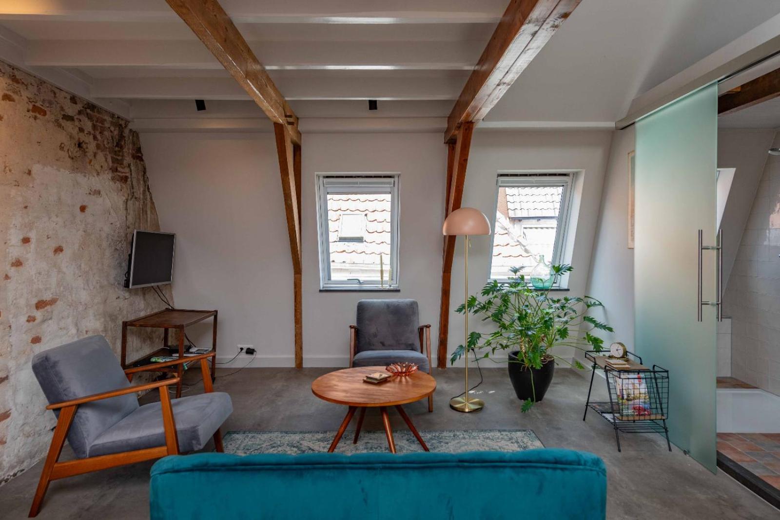 Elburg-Vesting sfeervol appartement Bij de jufferen