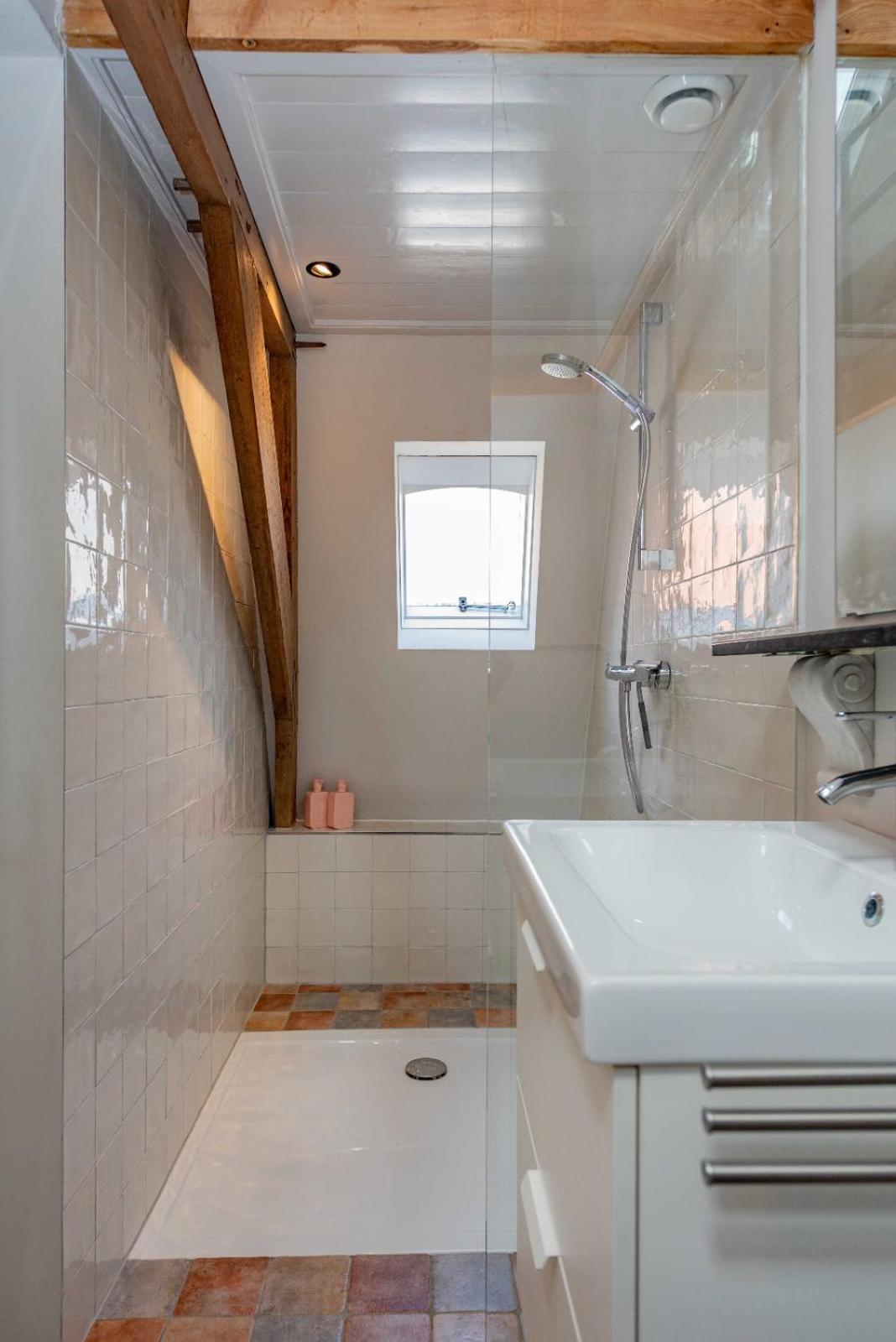 Elburg-Vesting sfeervol appartement Bij de jufferen