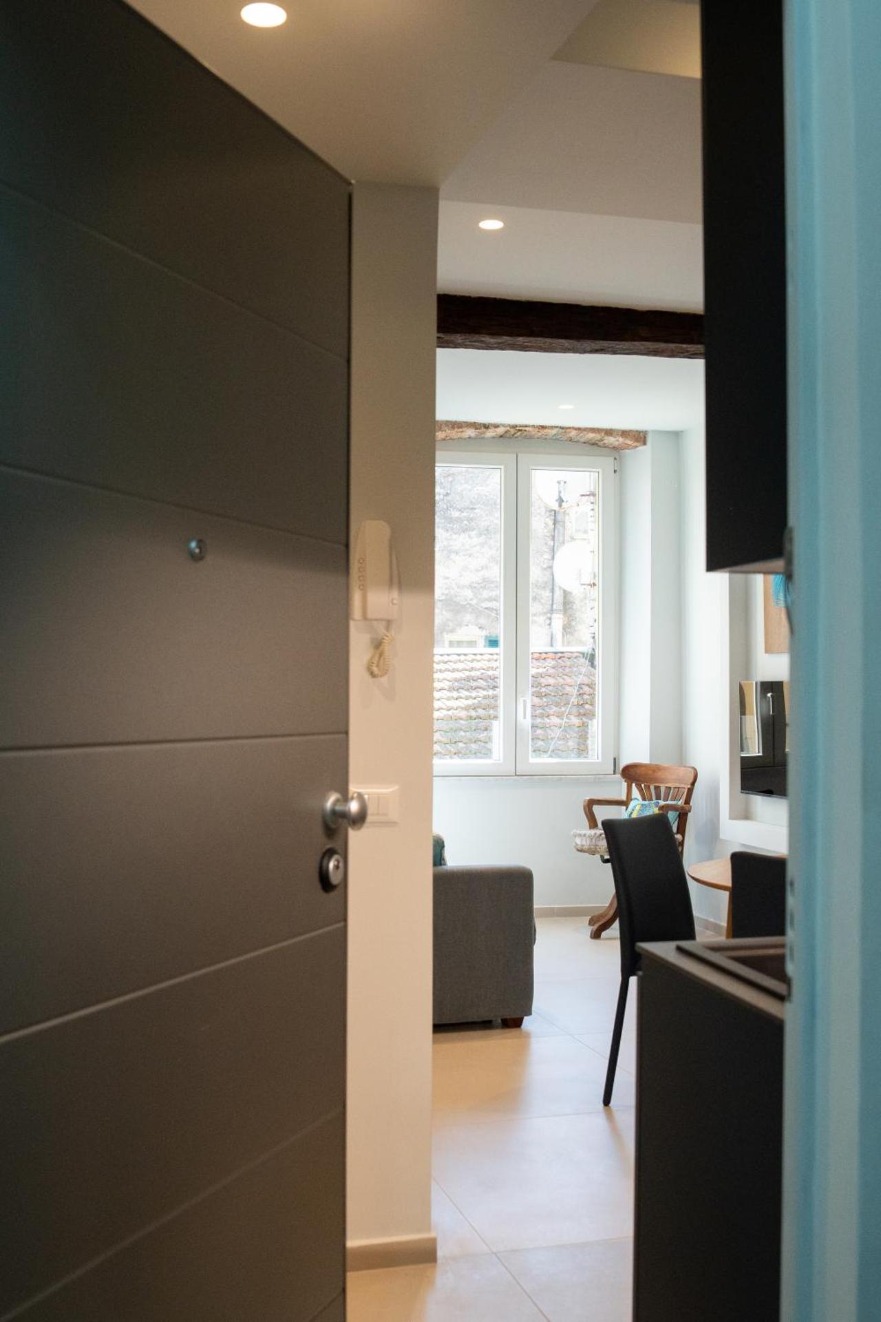 Casa Vacanze Armanda-Suite W Private Box Auto