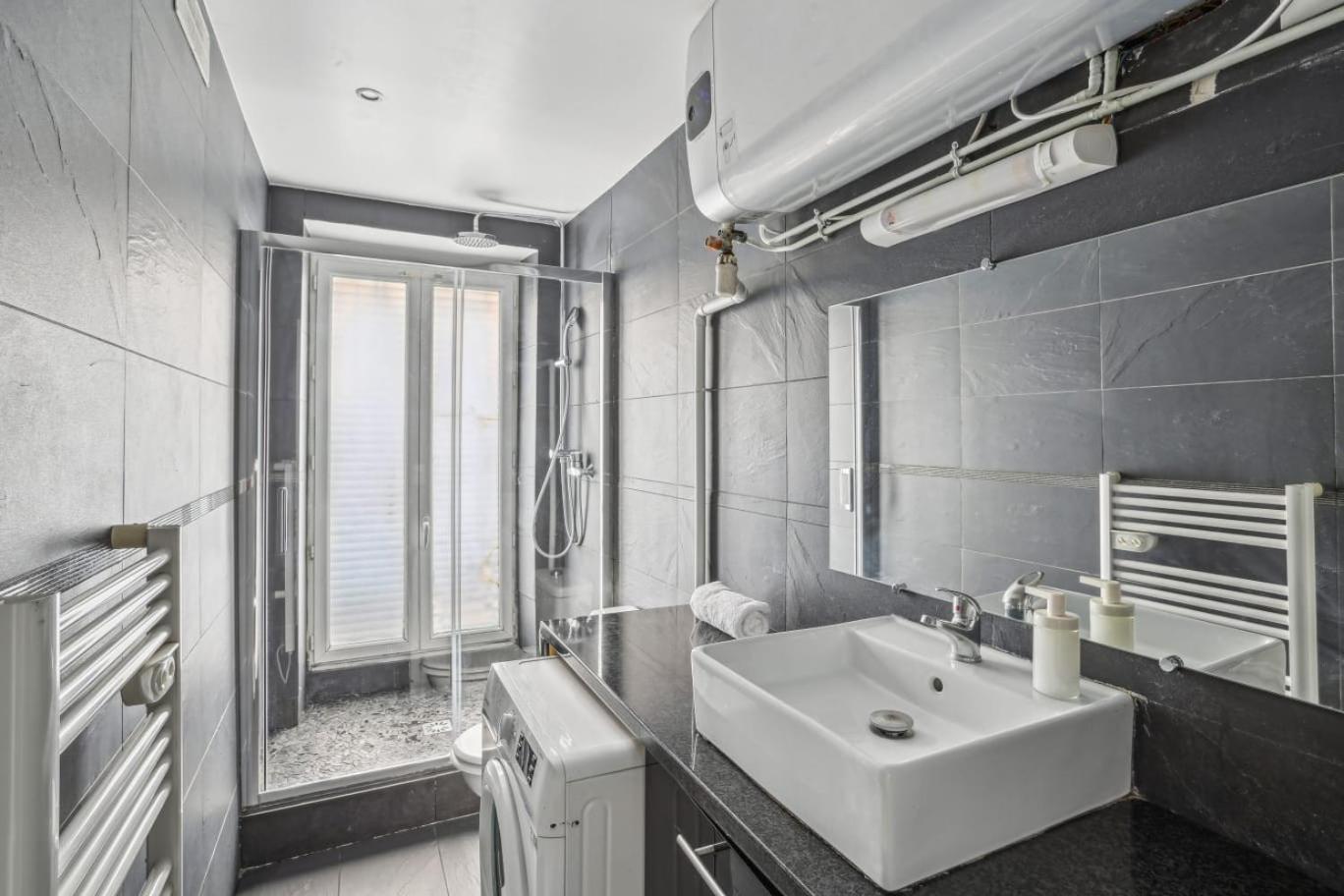 Beautiful apartment 10 minutes walk from the Eiffel Tower