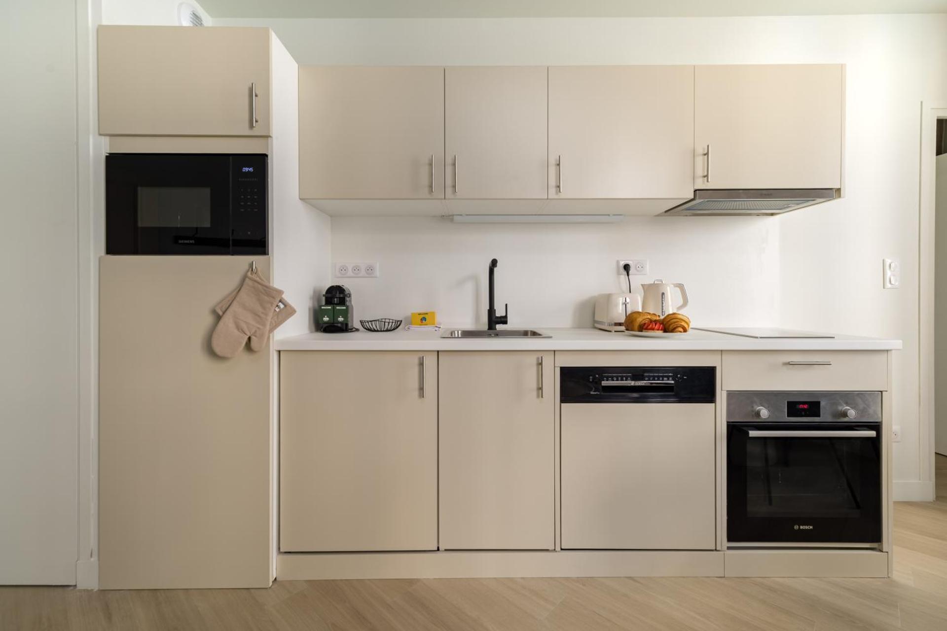 SERENERS - Serviced Apartments - Montmartre