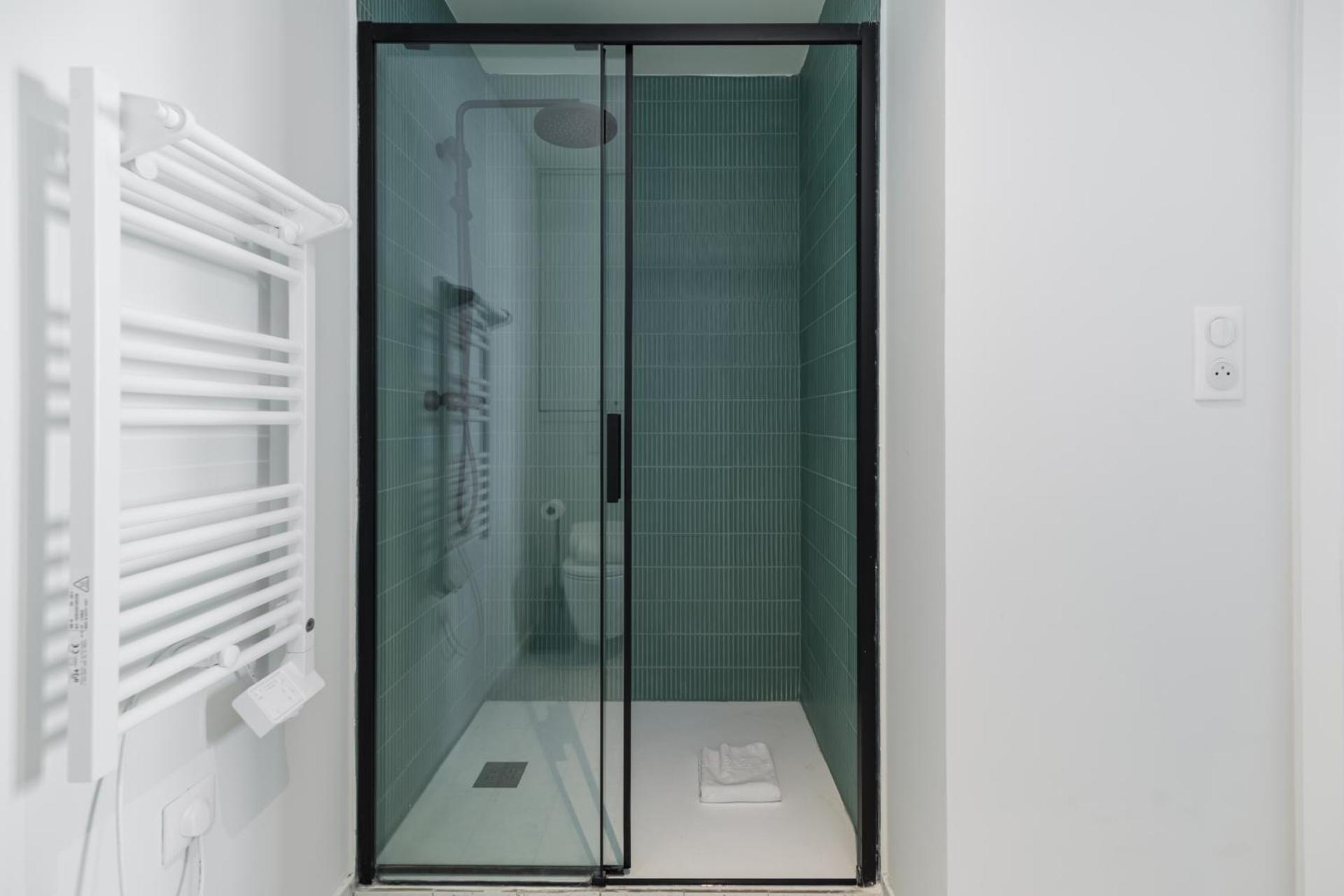 SERENERS - Serviced Apartments - Montmartre