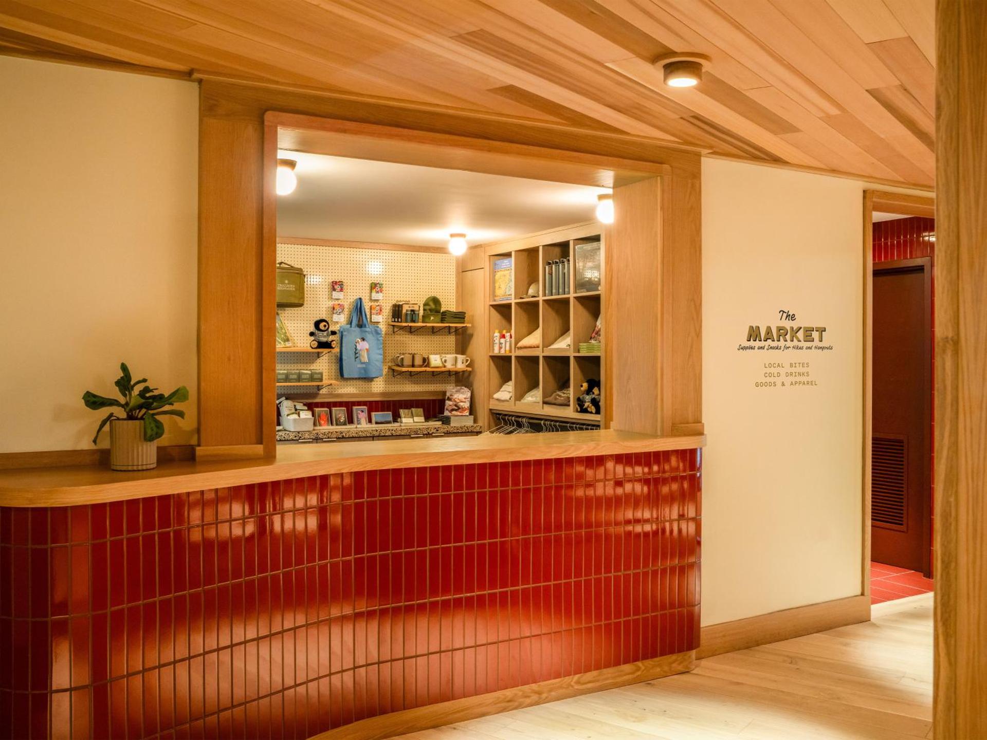 Supermarket/grocery shop