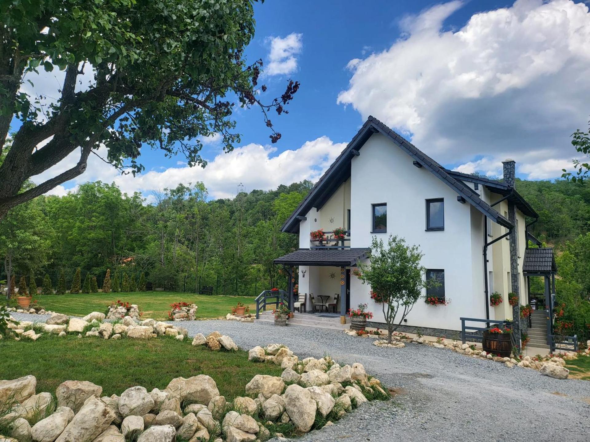 Pensiunea Casa Dacilor