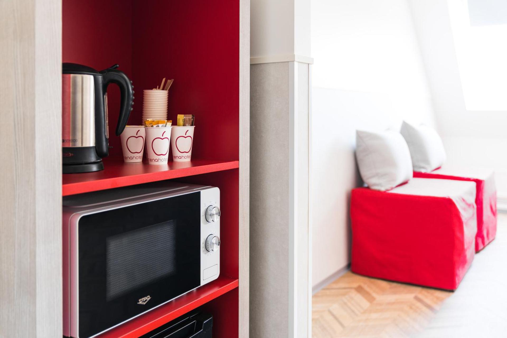 Coffee/tea facilities