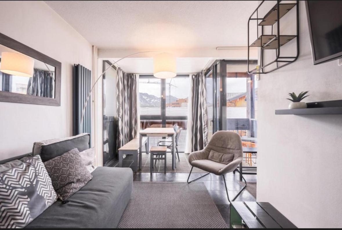 APT confortable centre station face aux pistes de Val Thorens