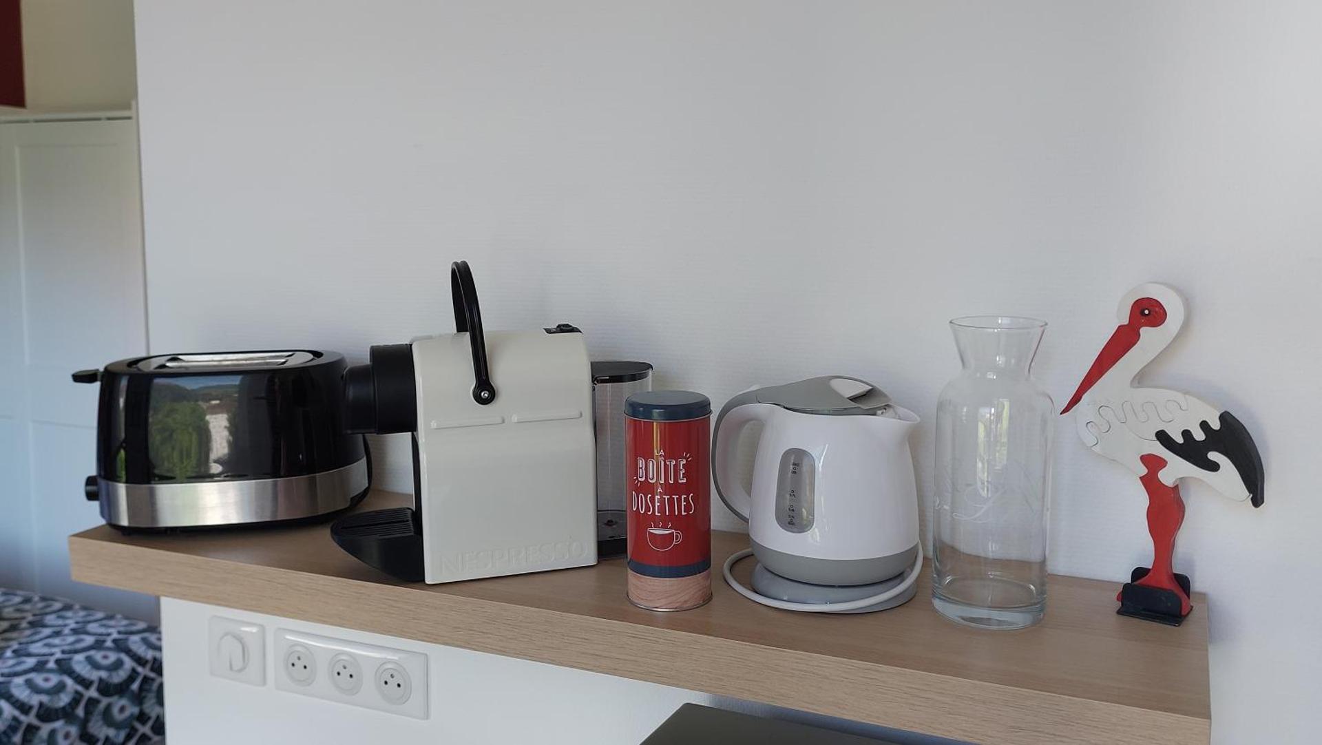 Coffee/tea facilities