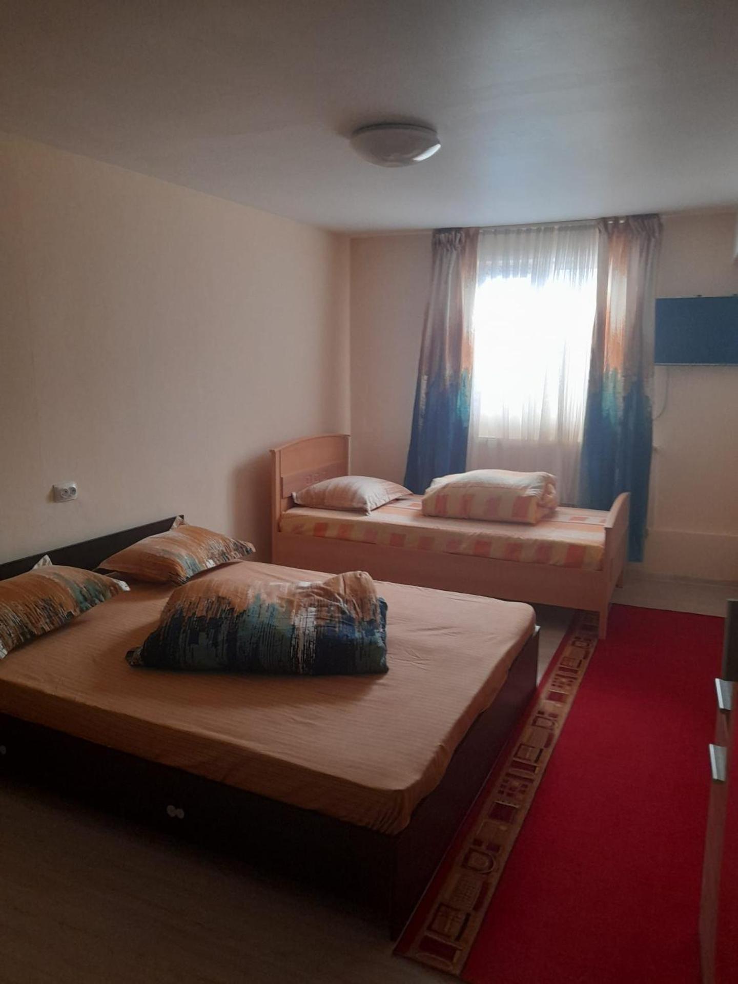 Deluxe Double Room (2 Adults + 1 Child)