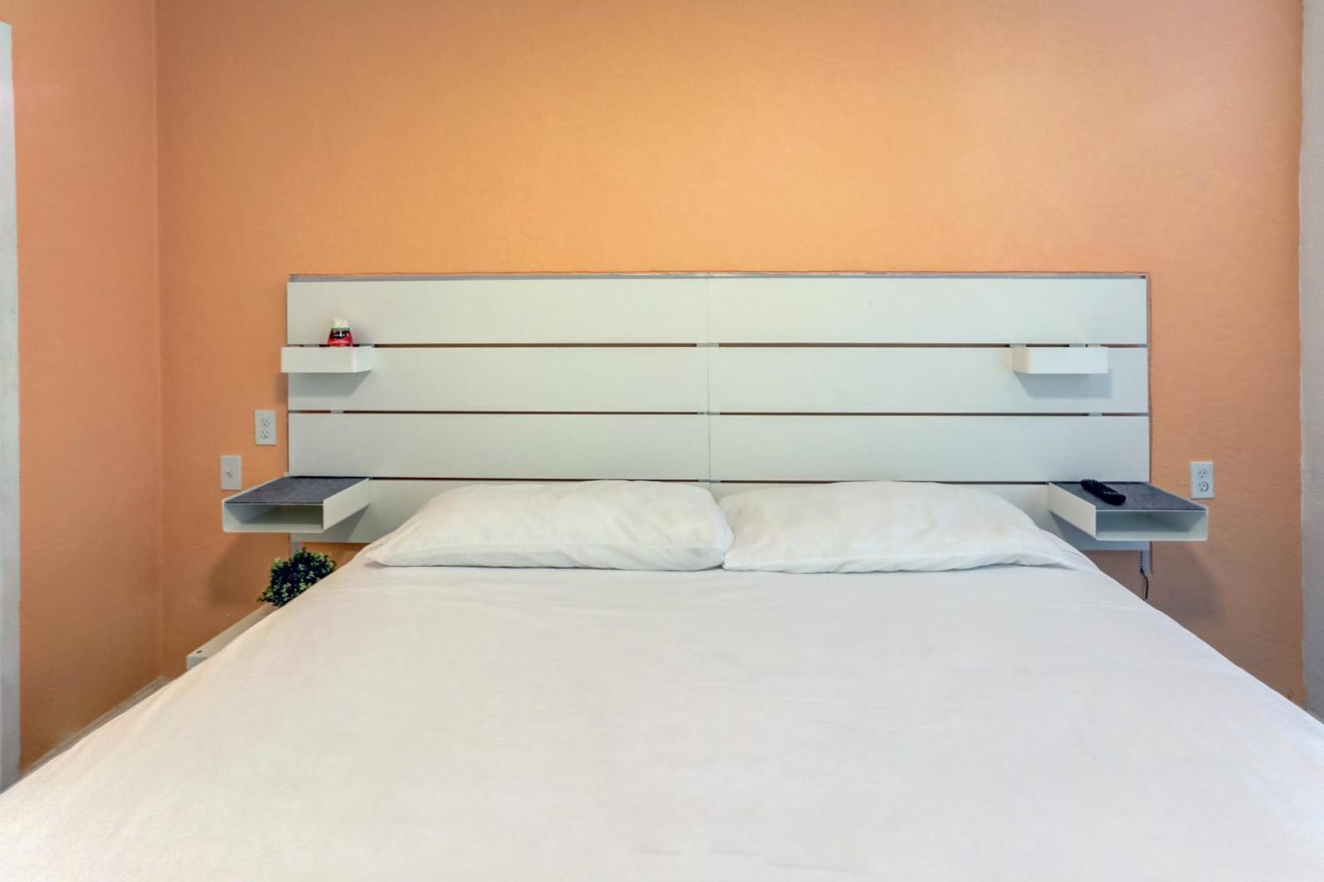 Beach and Town Motel