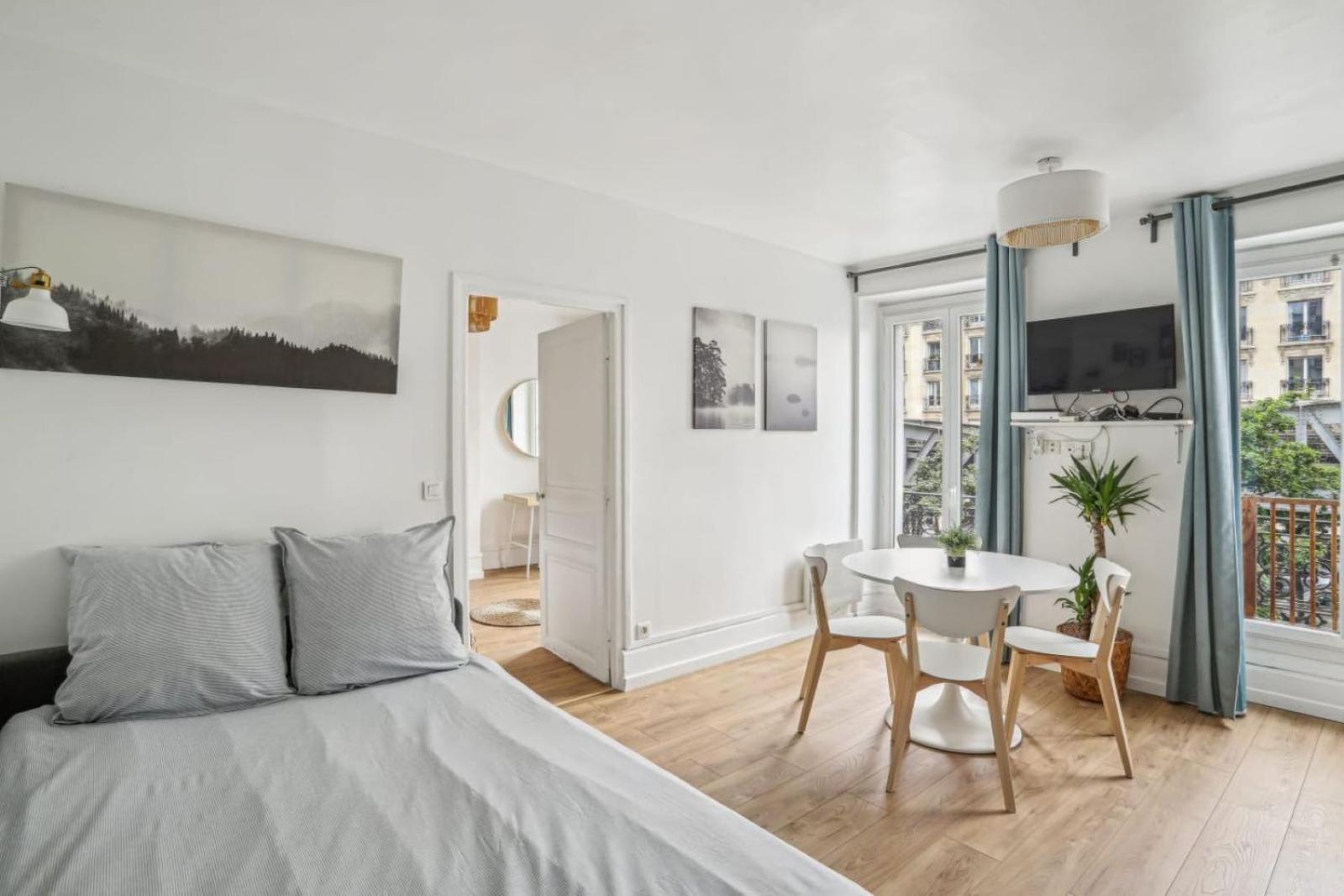 Beautiful apartment 10 minutes walk from the Eiffel Tower