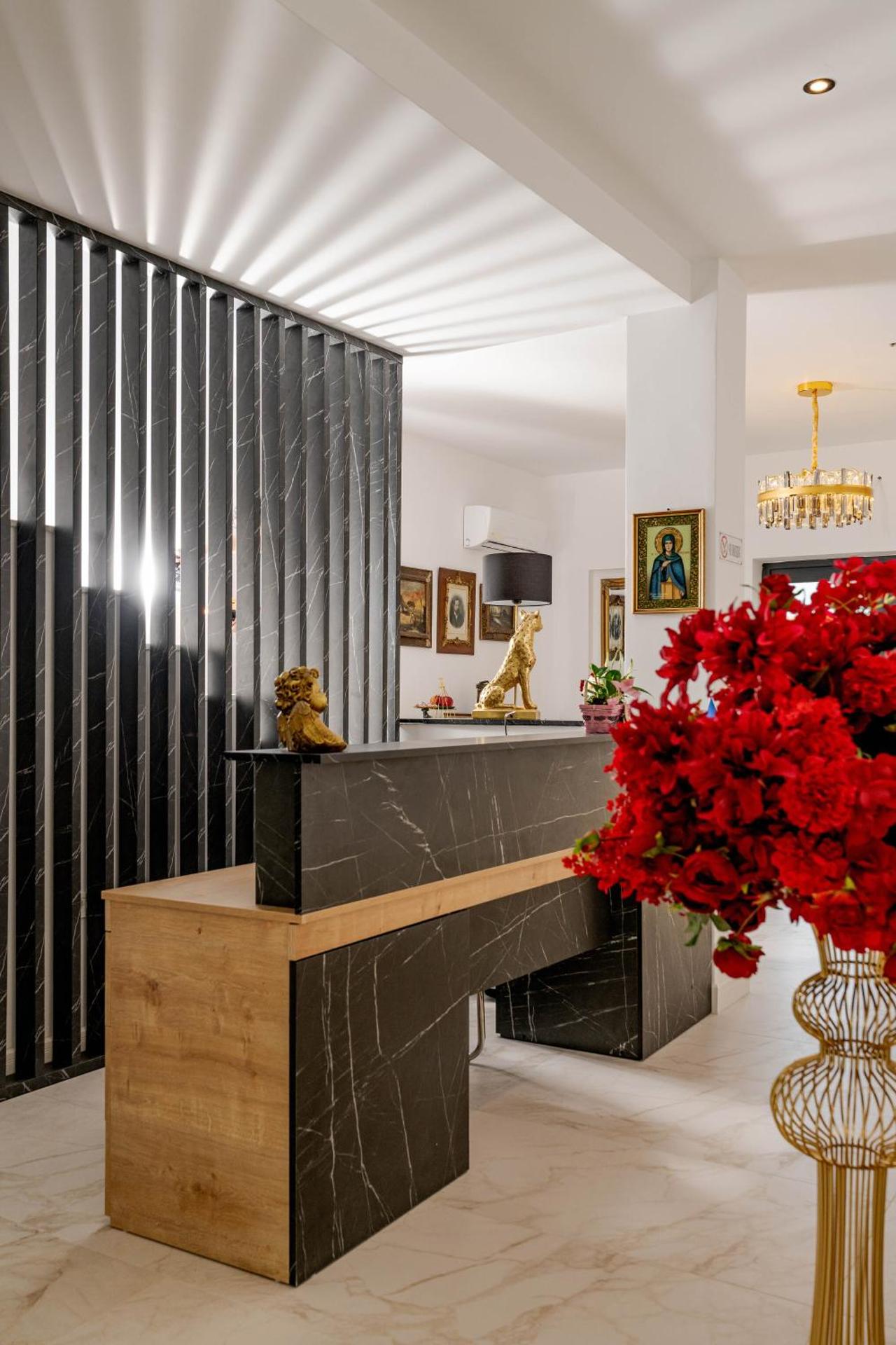 Hotel Boutique Tunari