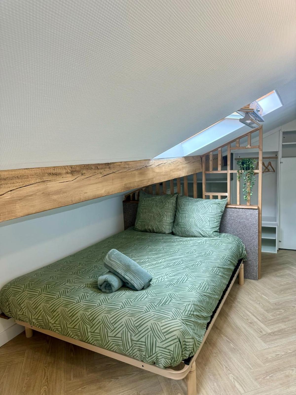 Le Perchoir de Linas, filet suspendu, appartement cosy