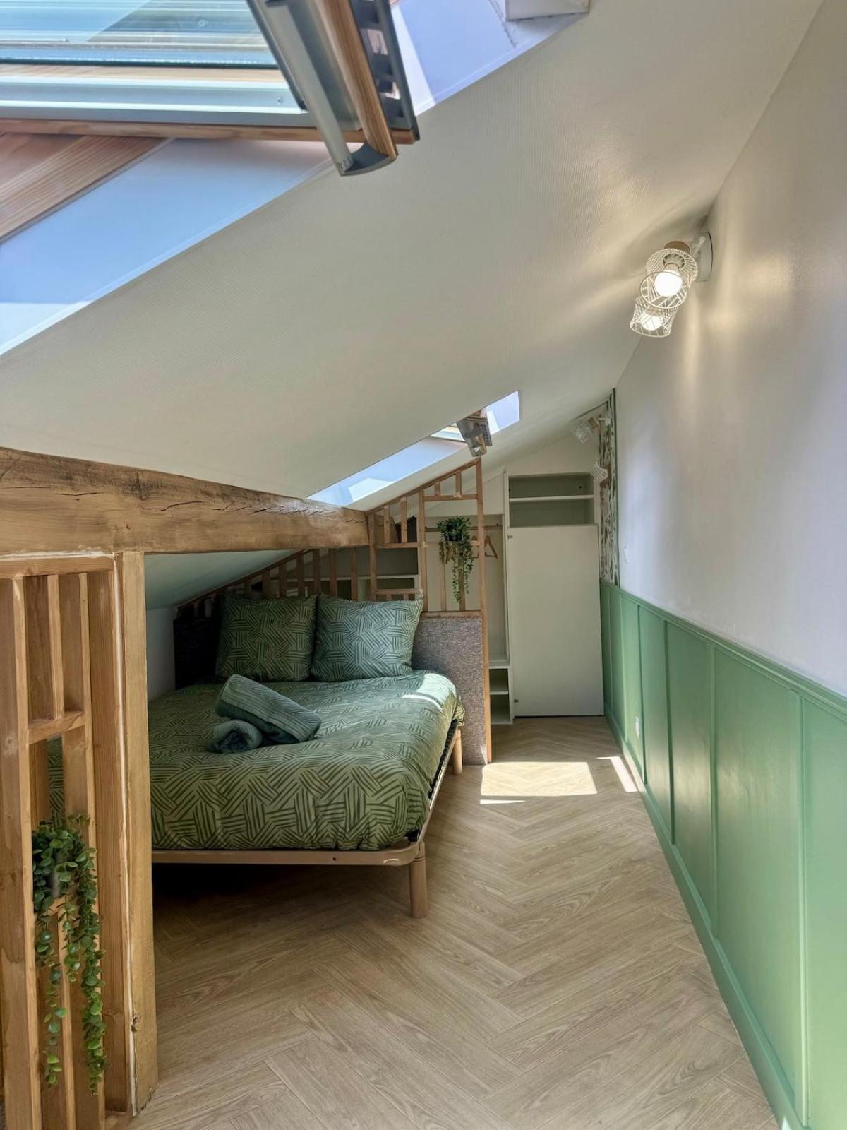 Le Perchoir de Linas, filet suspendu, appartement cosy