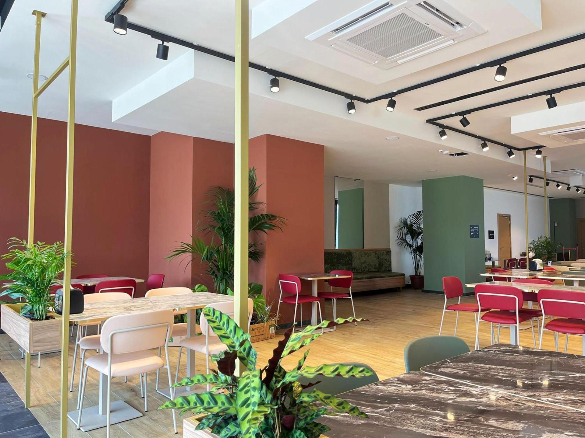 Restaurant/places to eat