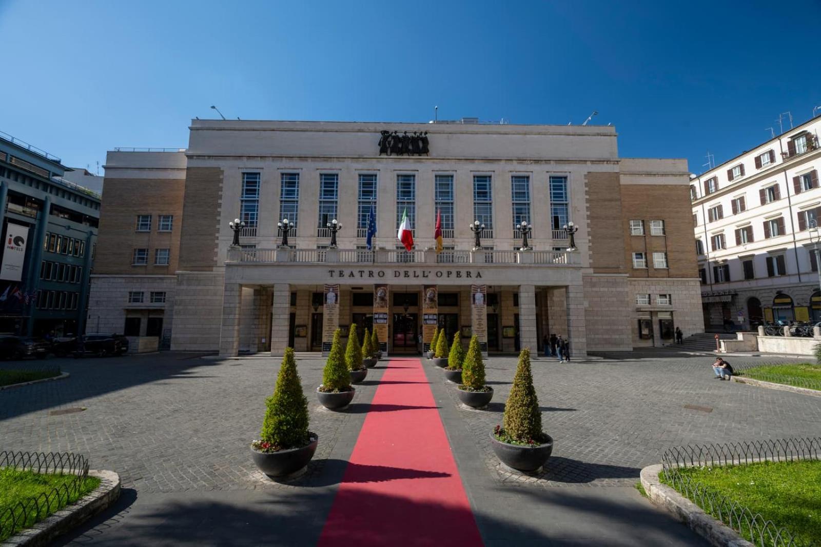 New Roman Experience