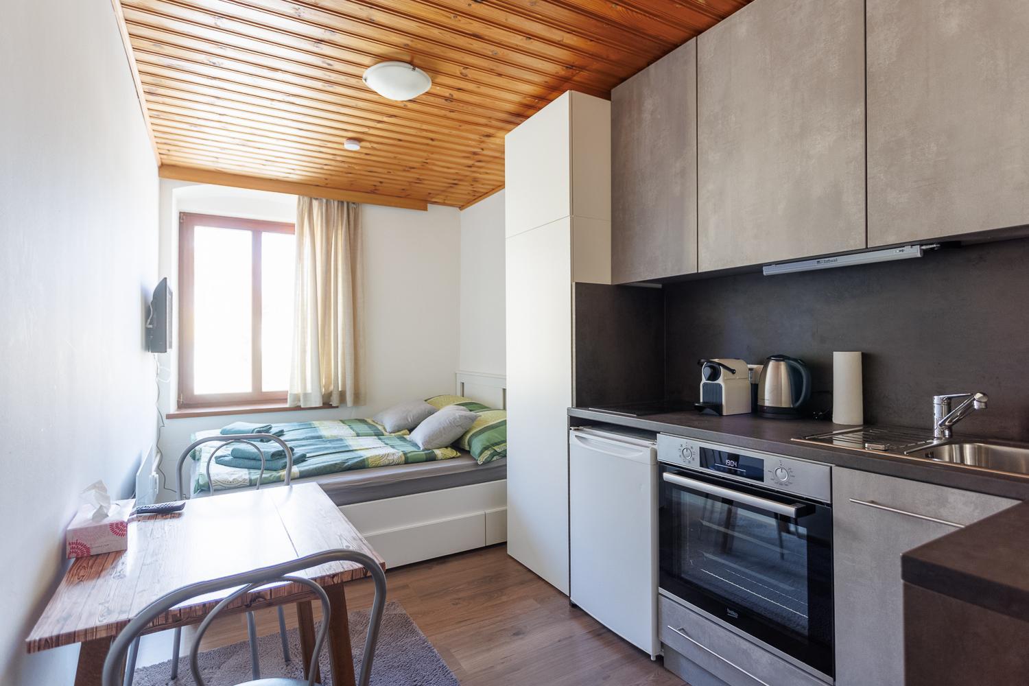 MiniZell - Small Cosy Central