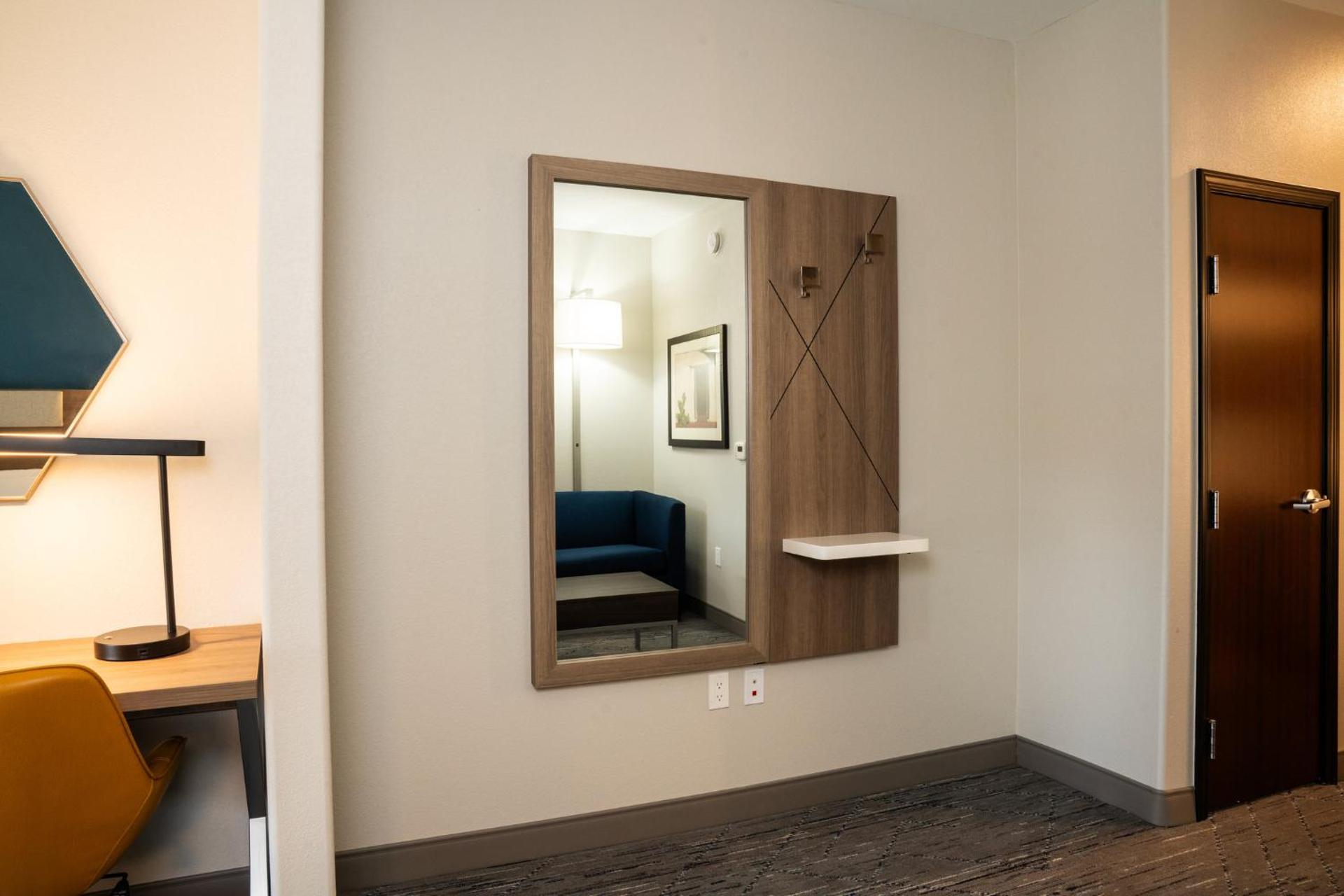 Photo of the whole room