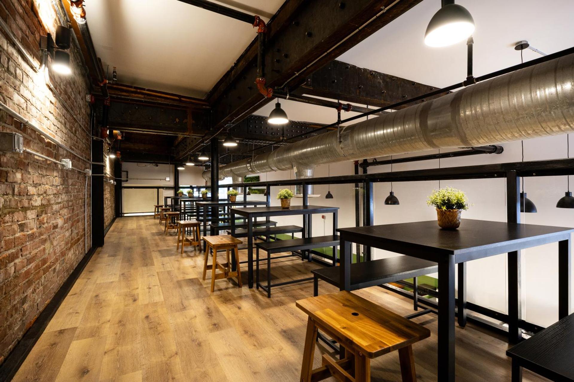 Communal lounge/ TV room