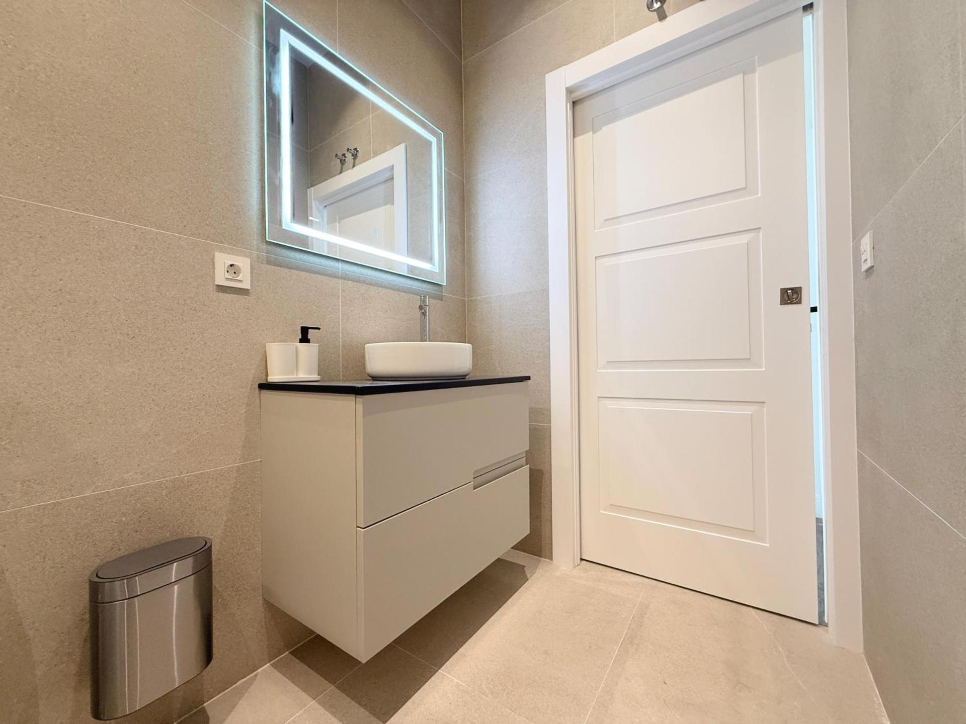 One-Bedroom Apartment with Balcony