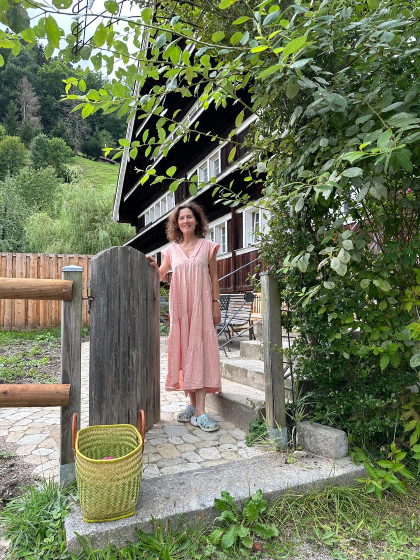 Historic Swiss Room in Guesthouse Rosalie