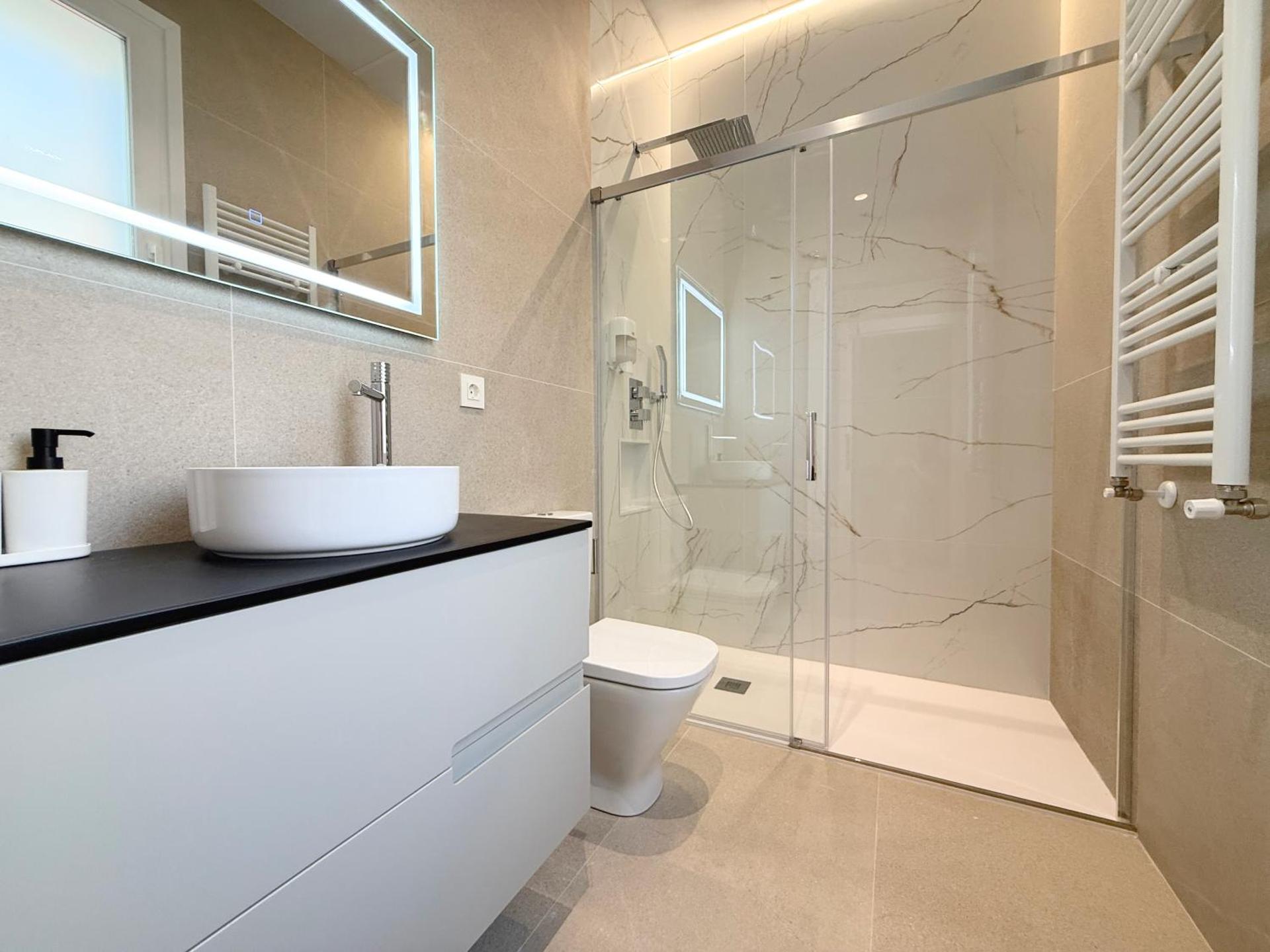 Two-Bedroom Deluxe Apartment