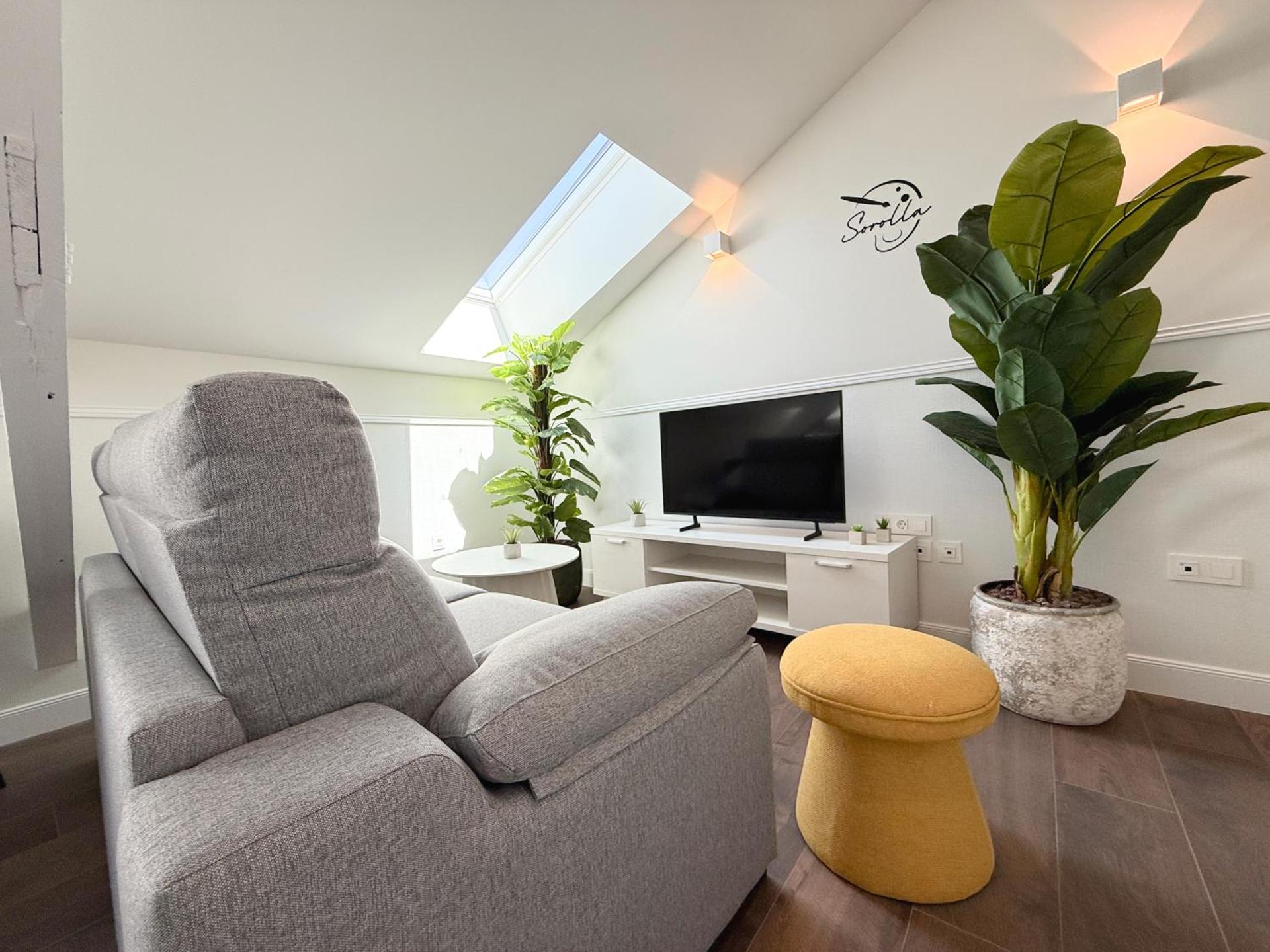 Apartamentos Mk77 León Zuloaga