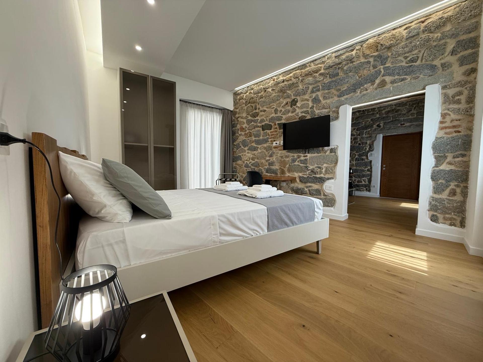 Exoria Luxury Rooms & SPA