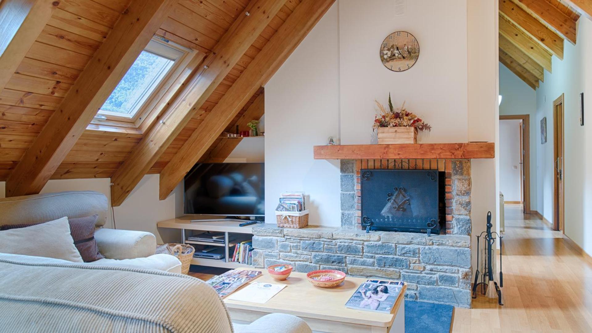 Saplan Real Estate ERA COVA