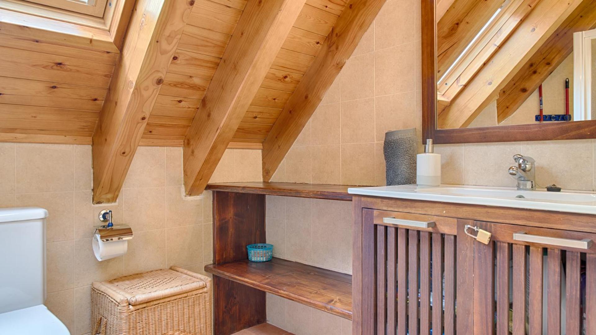 Saplan Real Estate ERA COVA