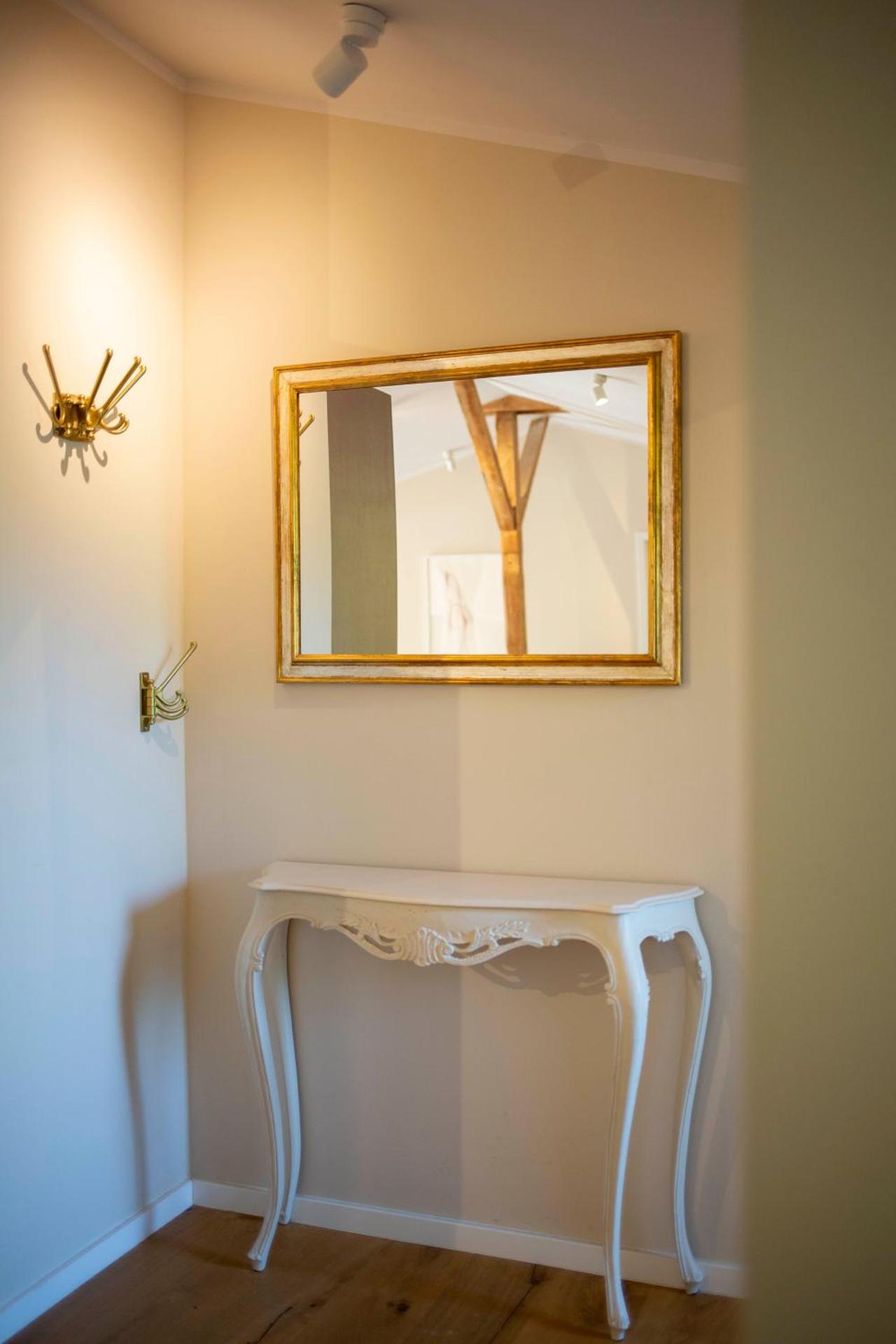 Große Wohnung mit Loggia