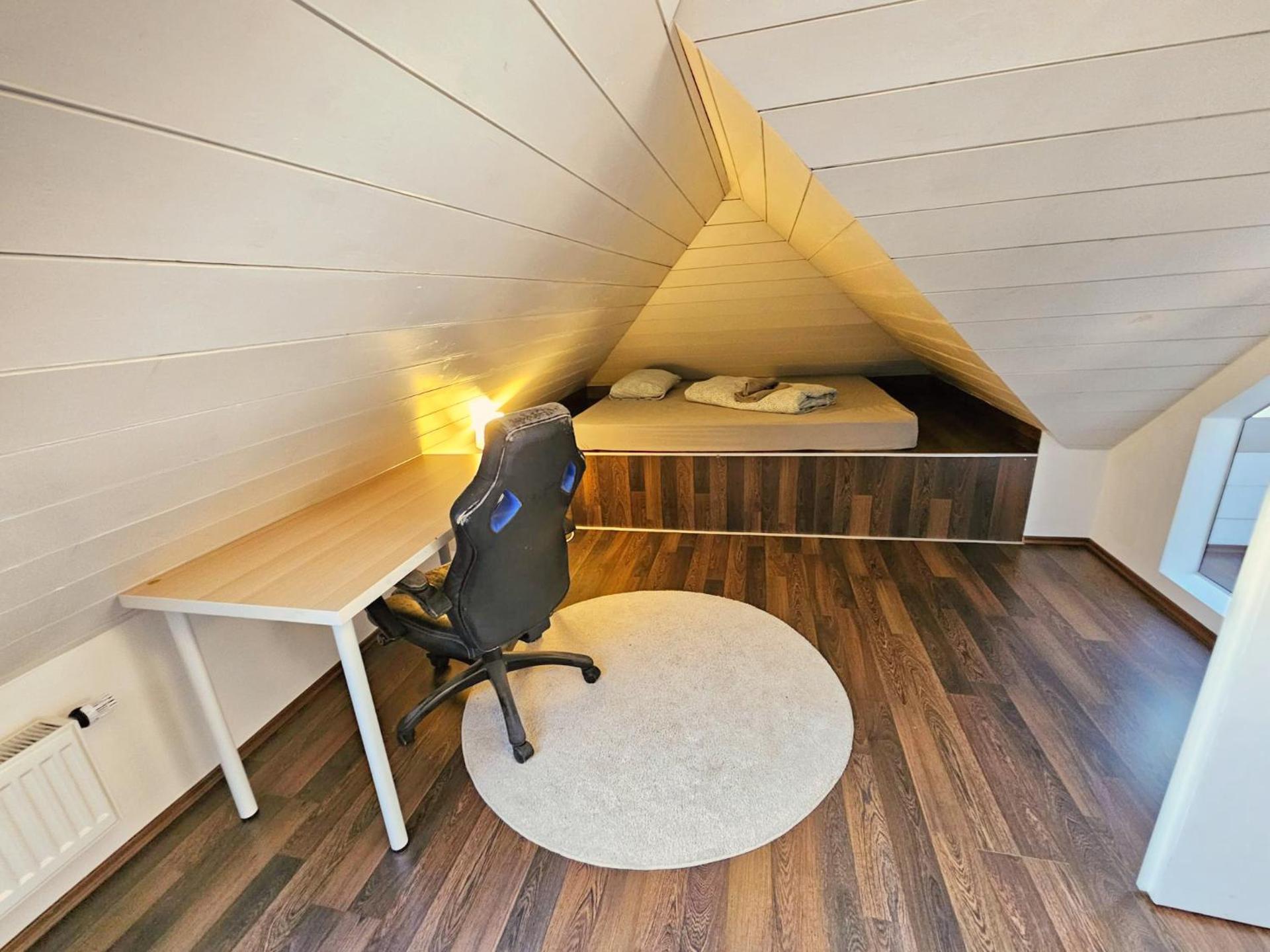 Sky View Innsbruck Apartment