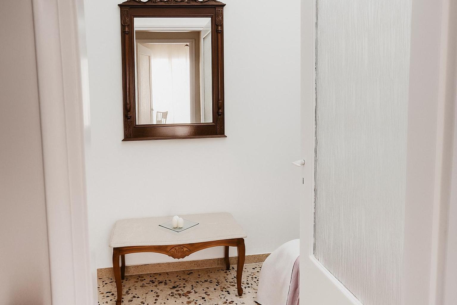 Mponanos' Family House