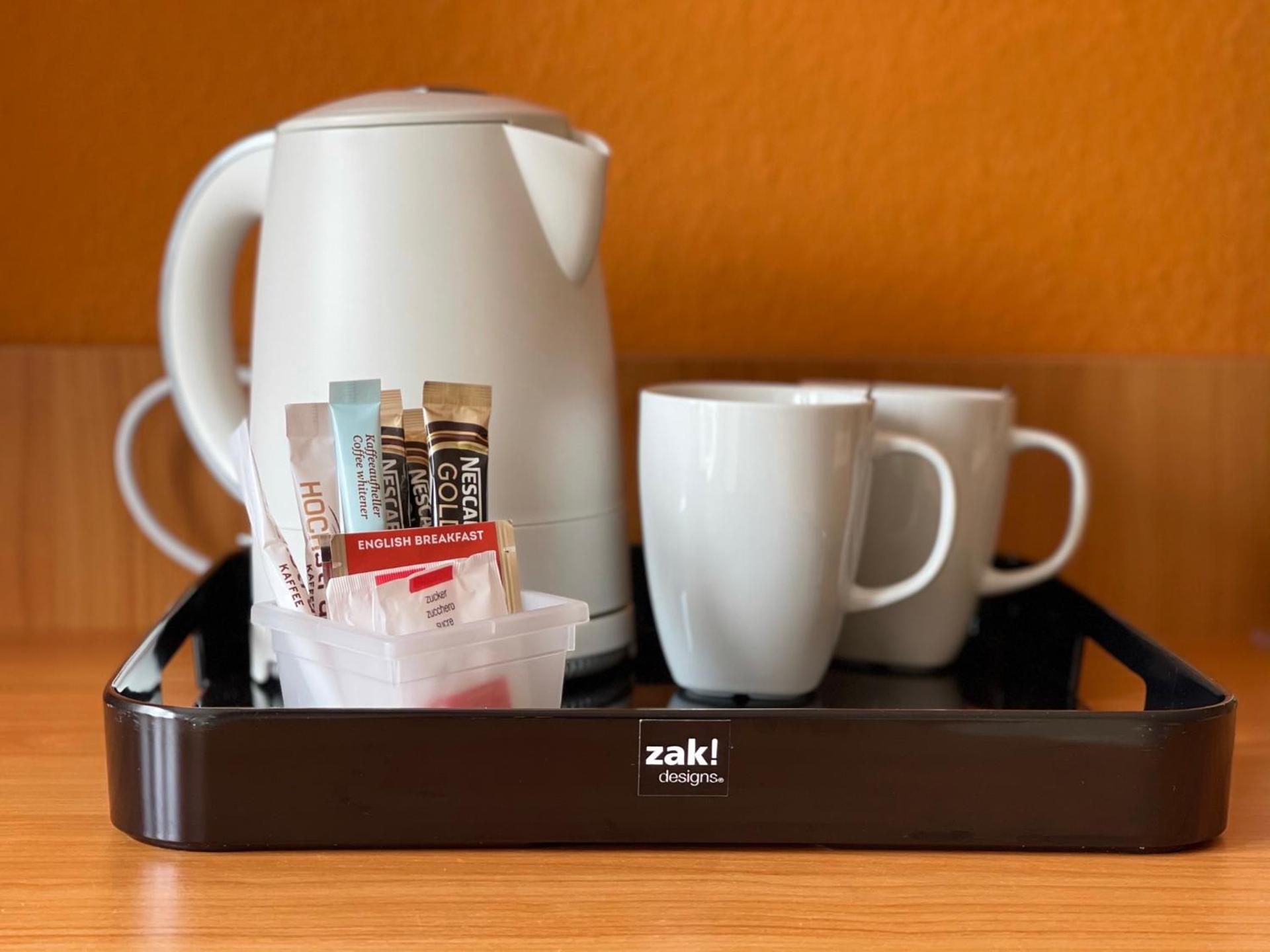 Hotel Pickwick and Pub "the room with a view"